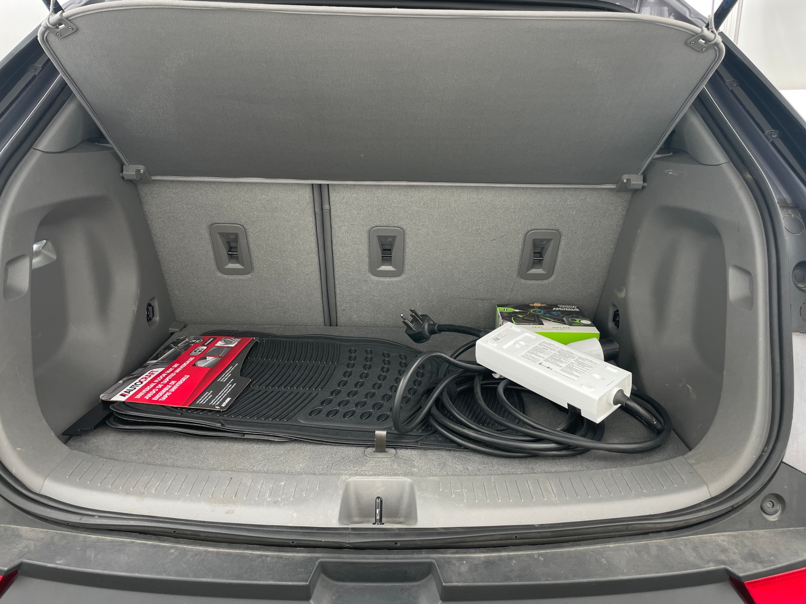 Thumbnail: 2022 Chevrolet Bolt EUV - 6