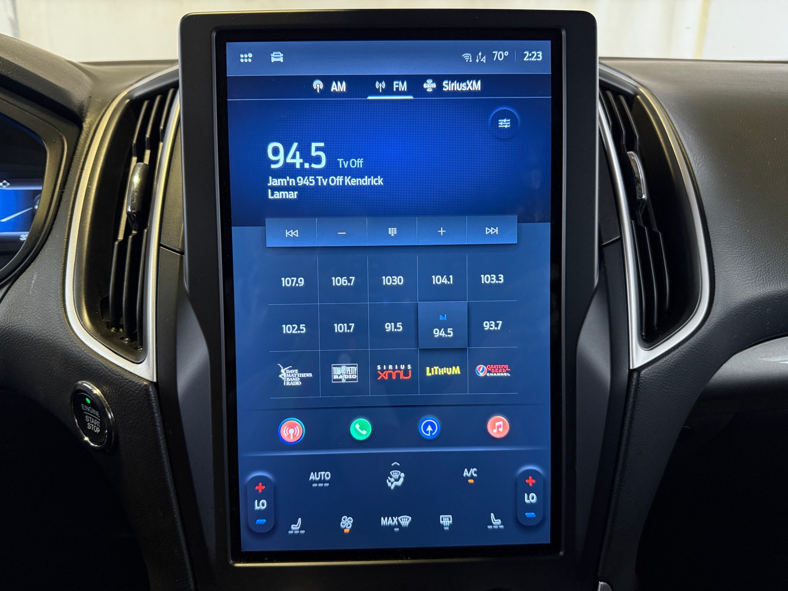 Thumbnail: 2024 Ford Edge - 3