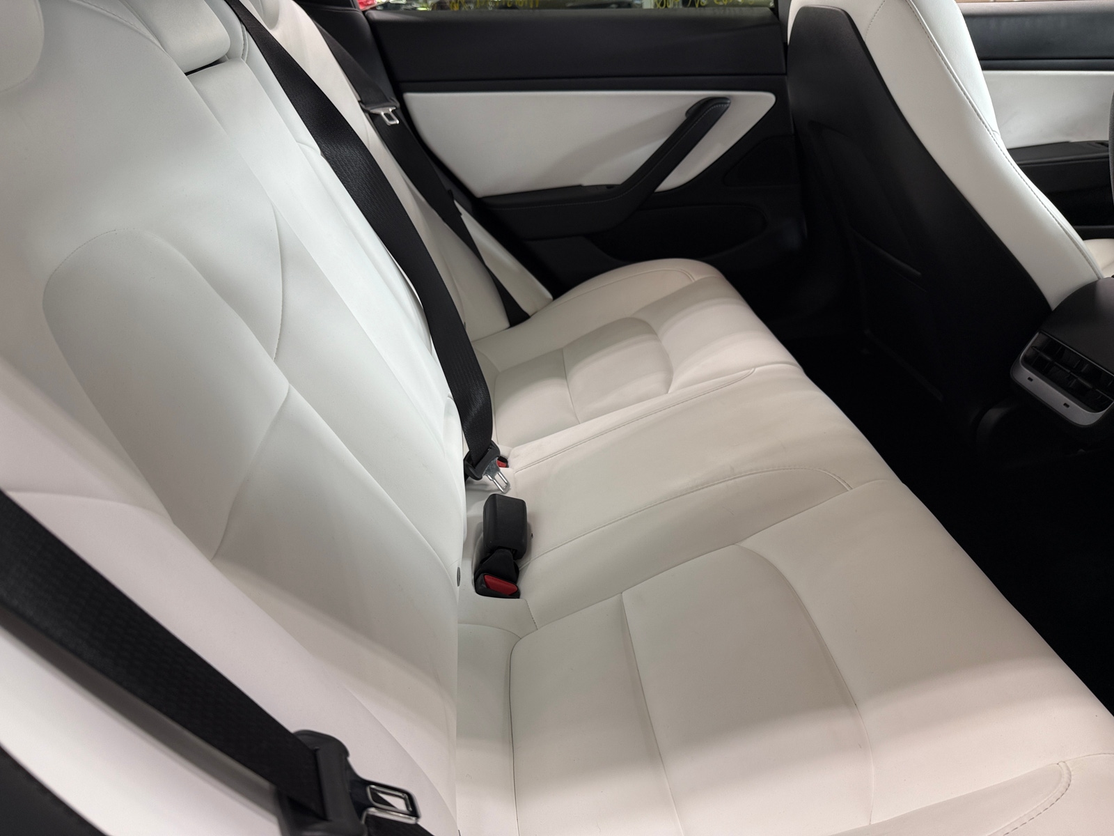 Thumbnail: 2021 Tesla Model 3 - 4