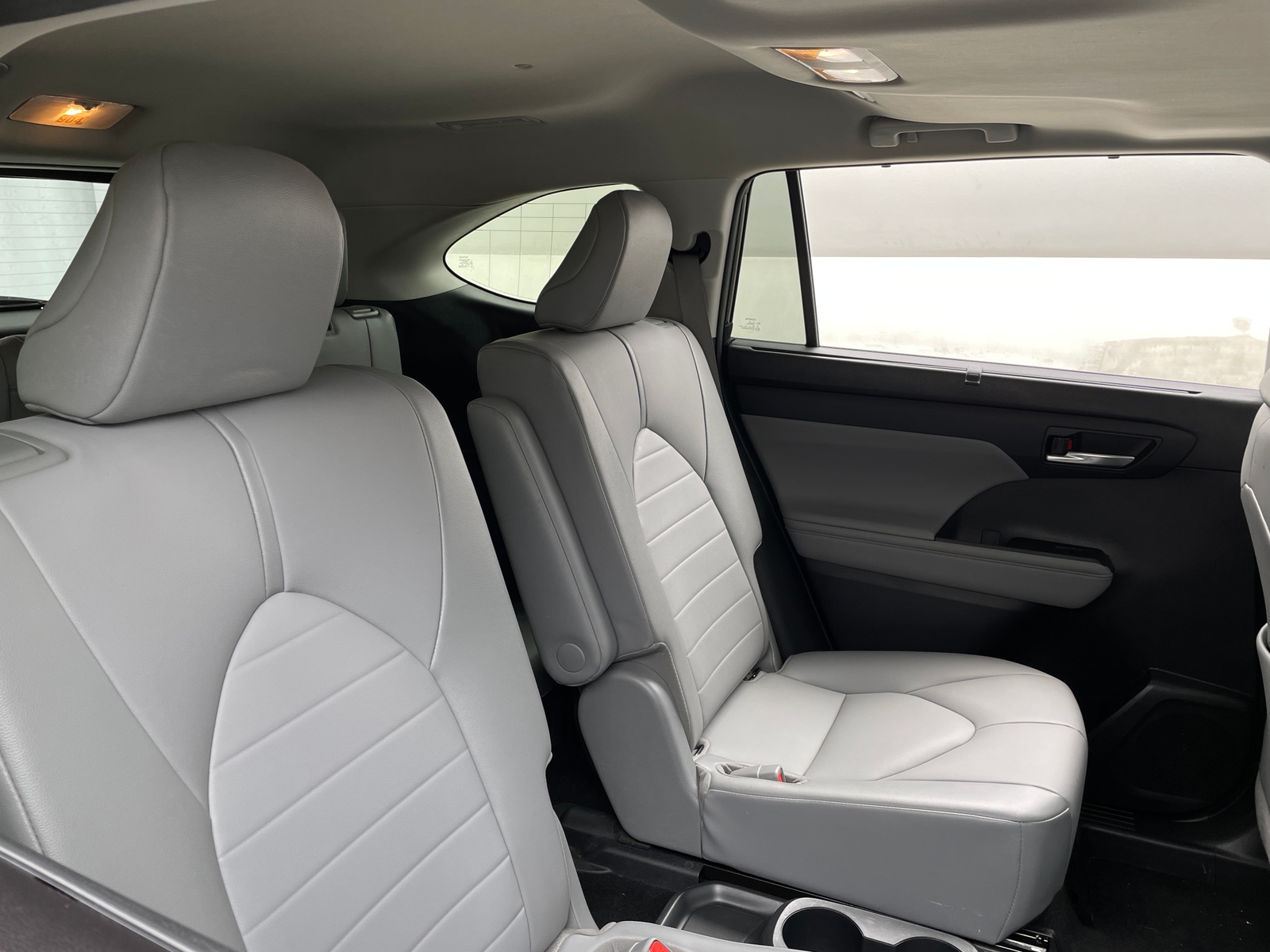 Thumbnail: 2021 Toyota Highlander - 5