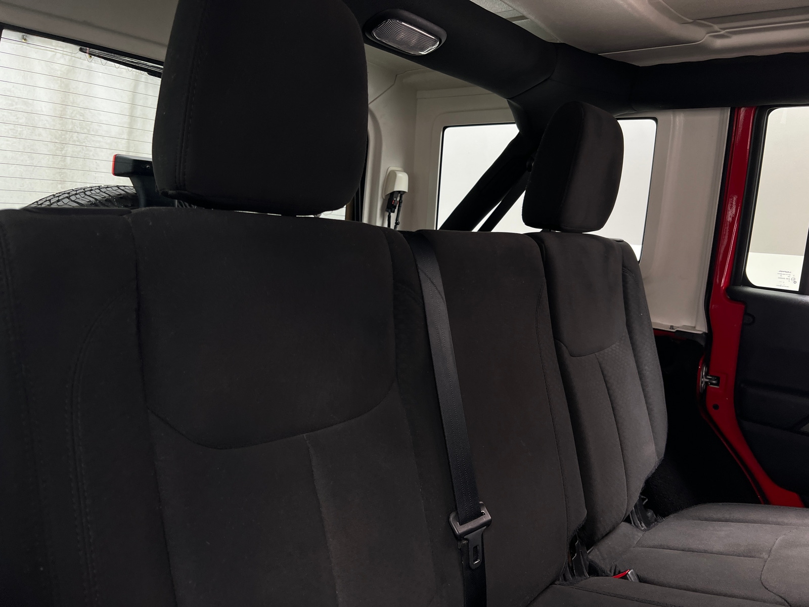 Thumbnail: 2017 Jeep Wrangler - 6