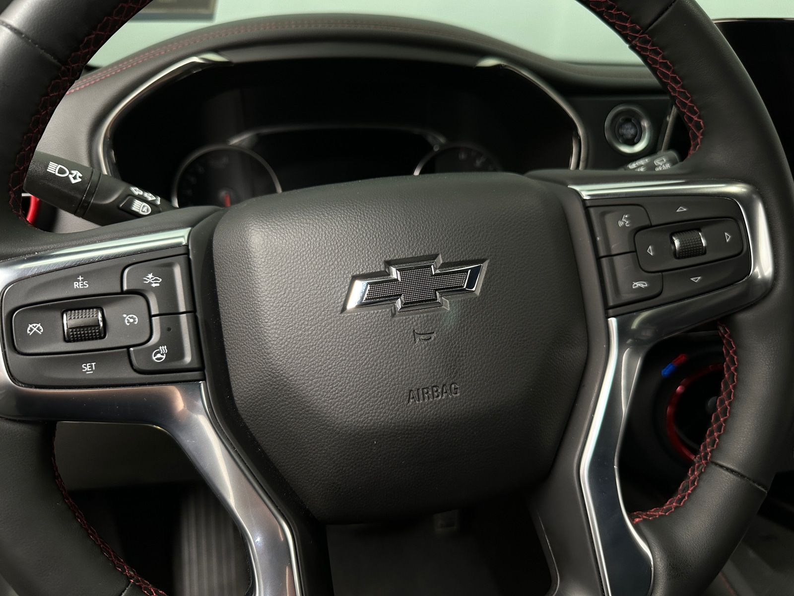 Thumbnail: 2023 Chevrolet Blazer - 5