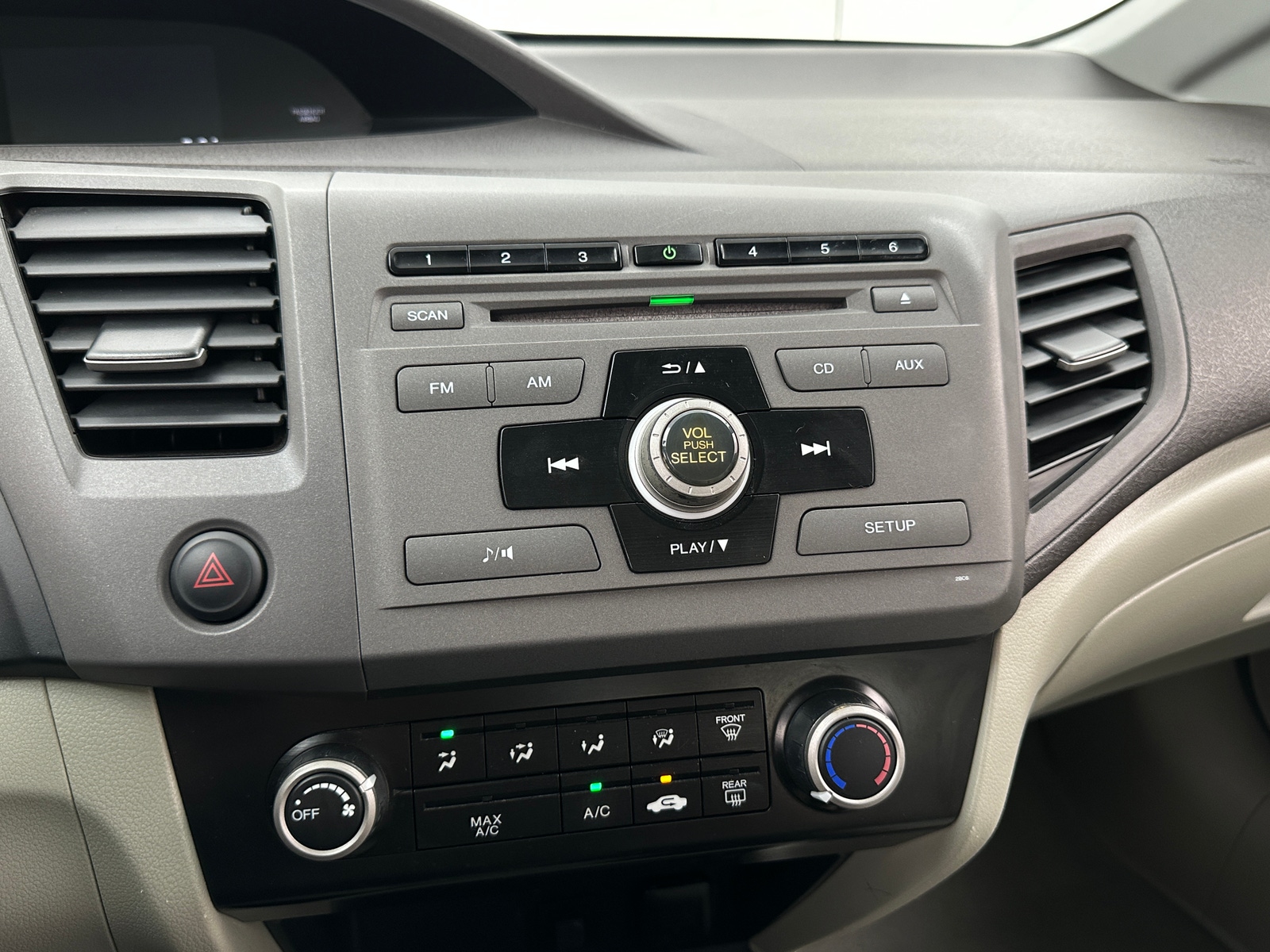 Thumbnail: 2012 Honda Civic - 4