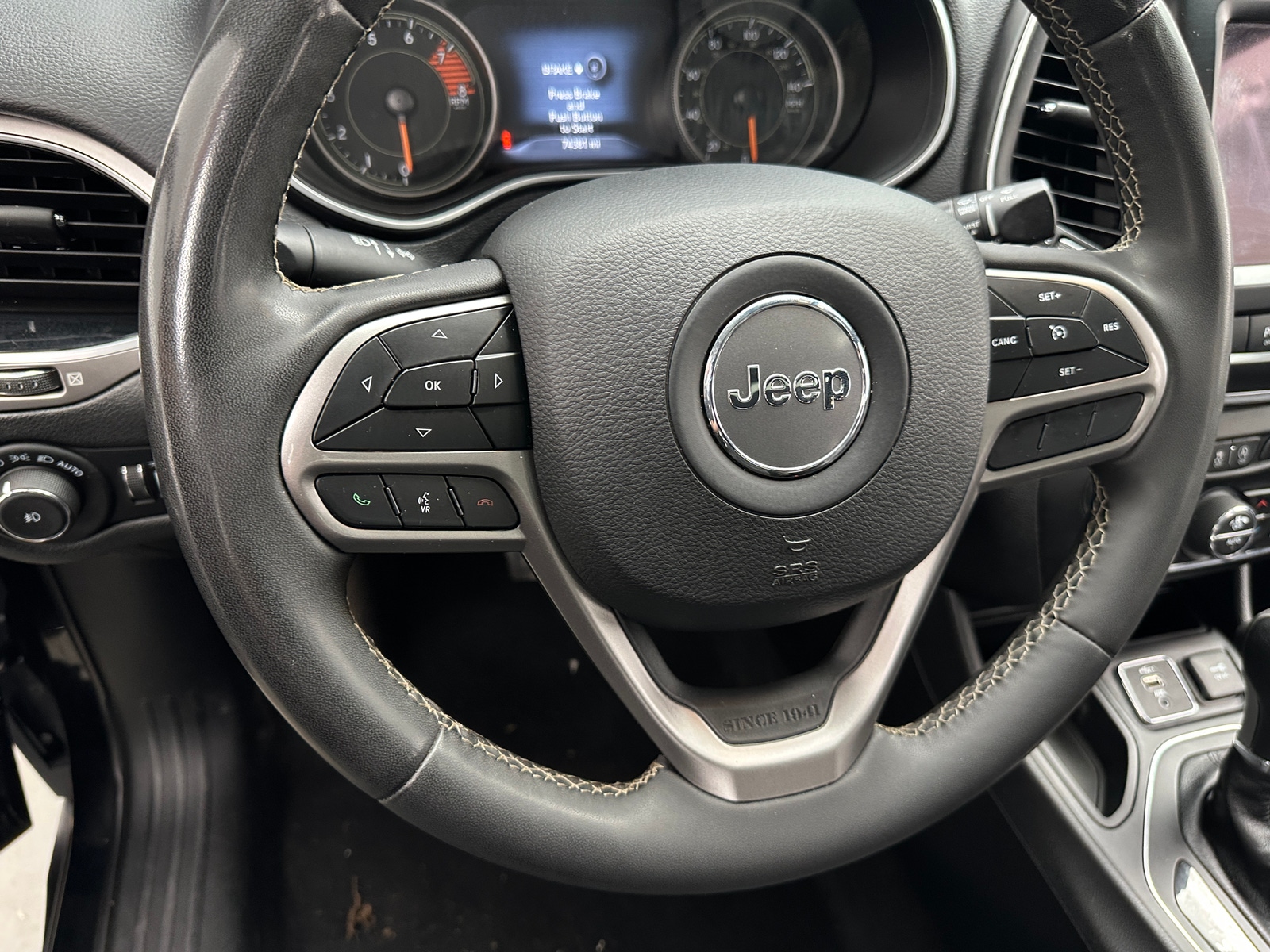 Thumbnail: 2021 Jeep Cherokee - 4