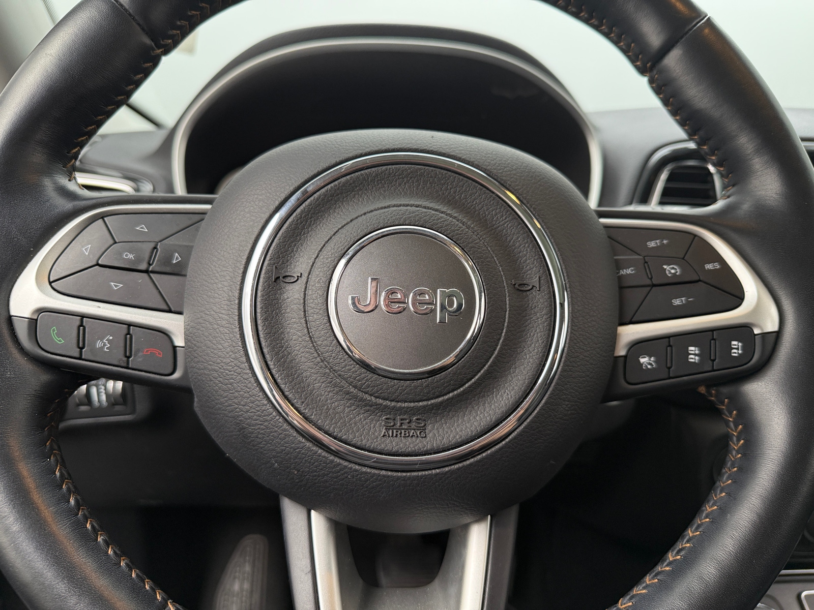 Thumbnail: 2021 Jeep Compass - 4