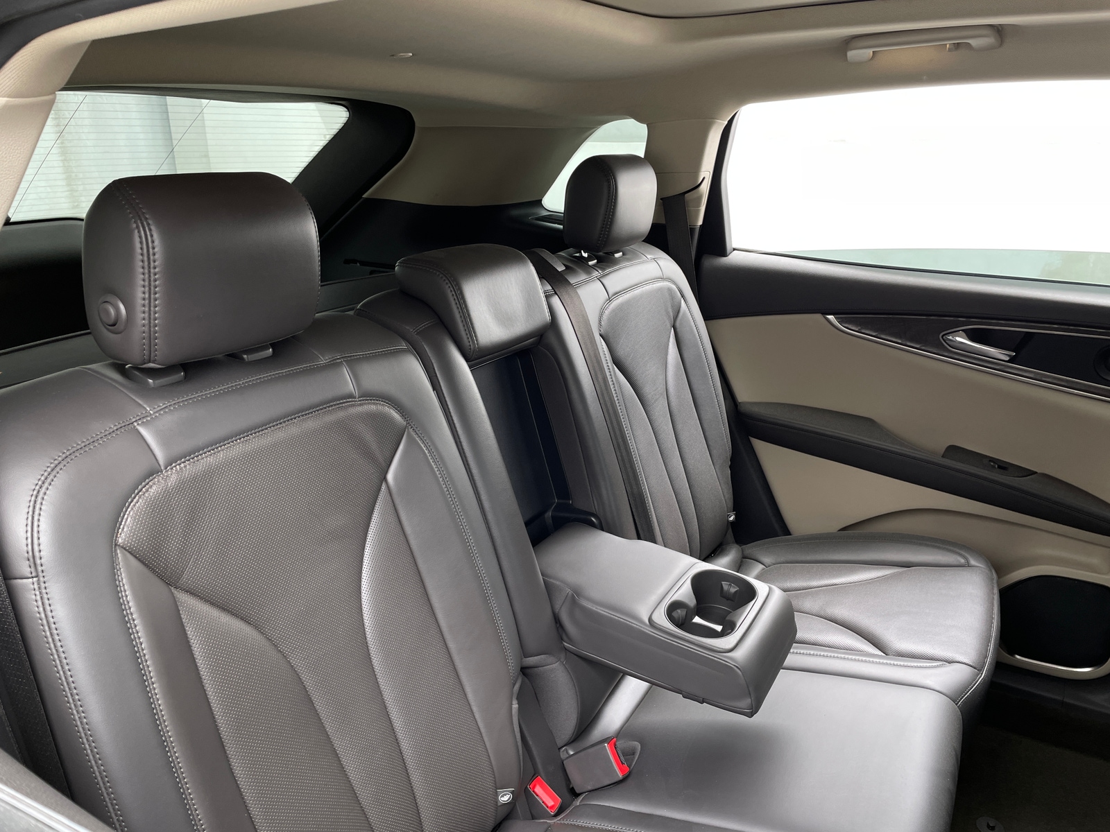 Thumbnail: 2020 Lincoln Nautilus - 5