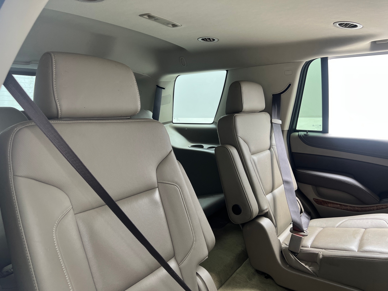 Thumbnail: 2017 Chevrolet Tahoe - 5