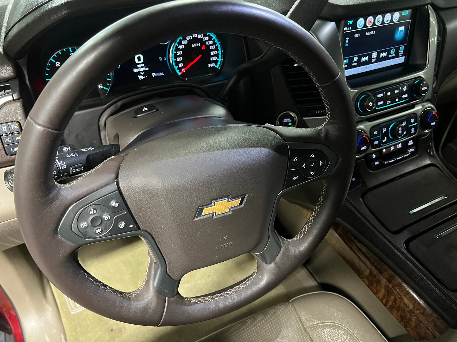 Thumbnail: 2017 Chevrolet Tahoe - 4