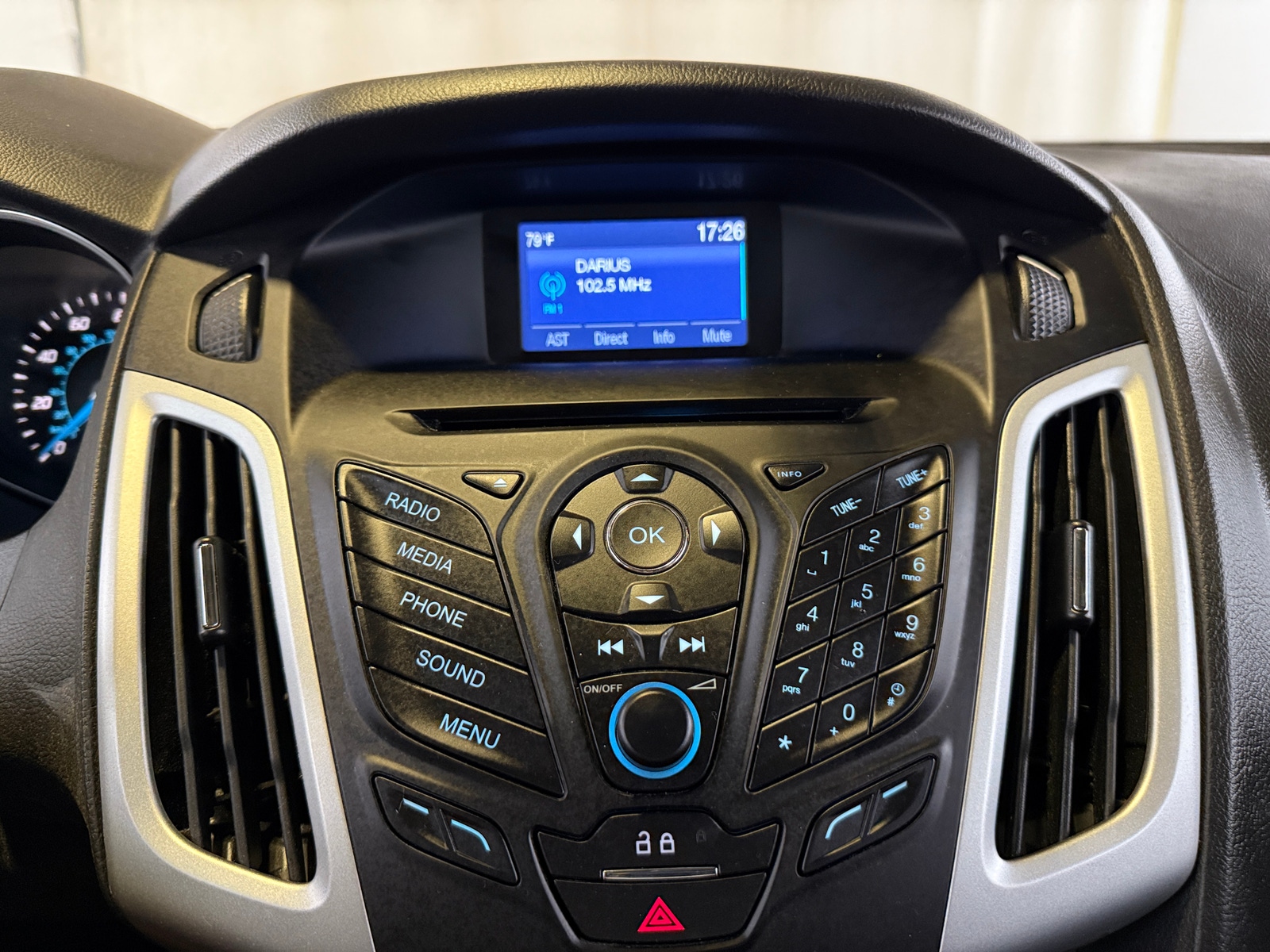 Thumbnail: 2014 Ford Focus - 4