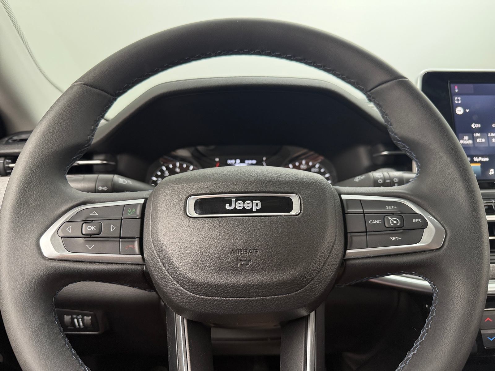 Thumbnail: 2022 Jeep Compass - 5