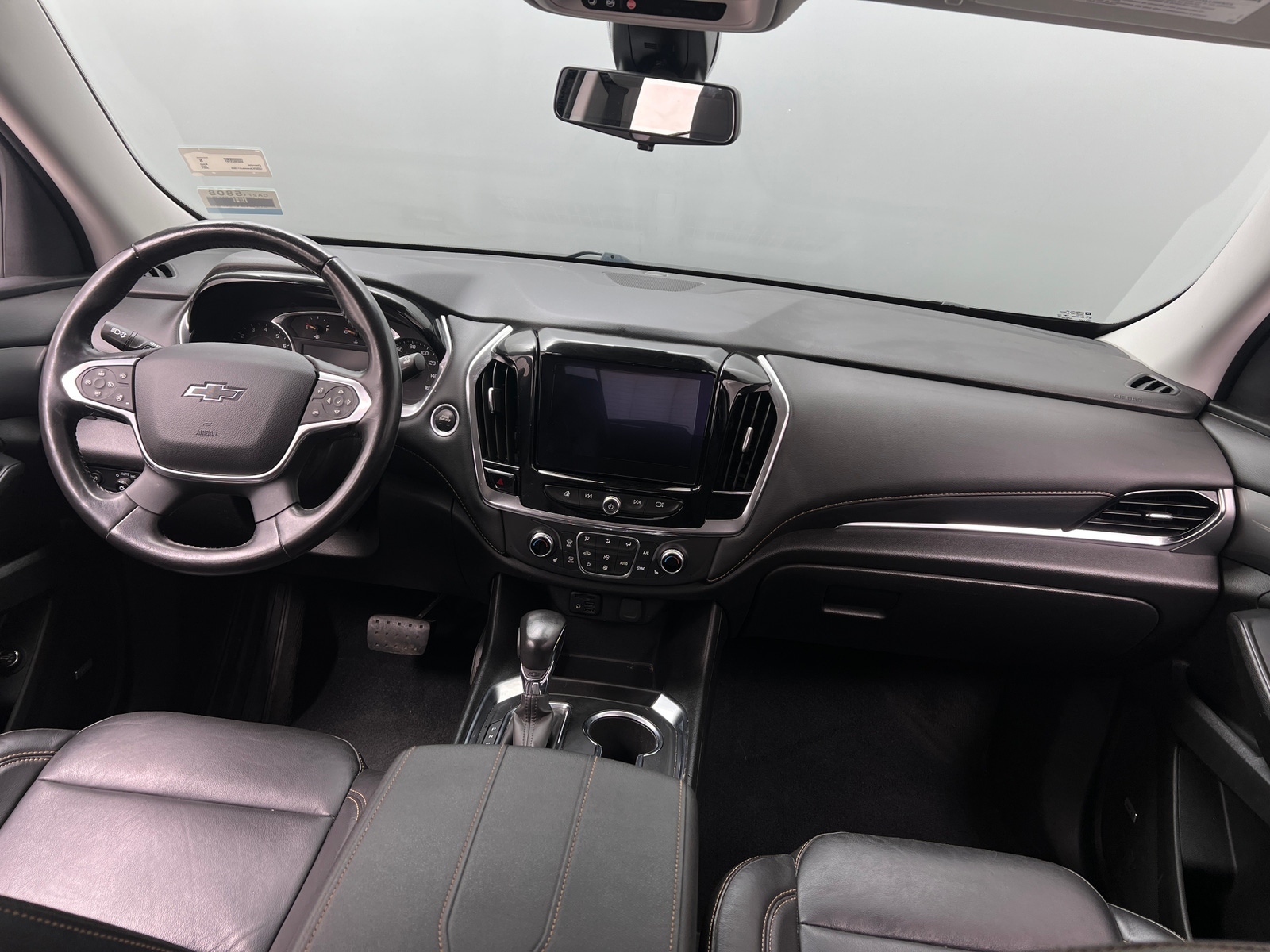 Thumbnail: 2021 Chevrolet Traverse - 2