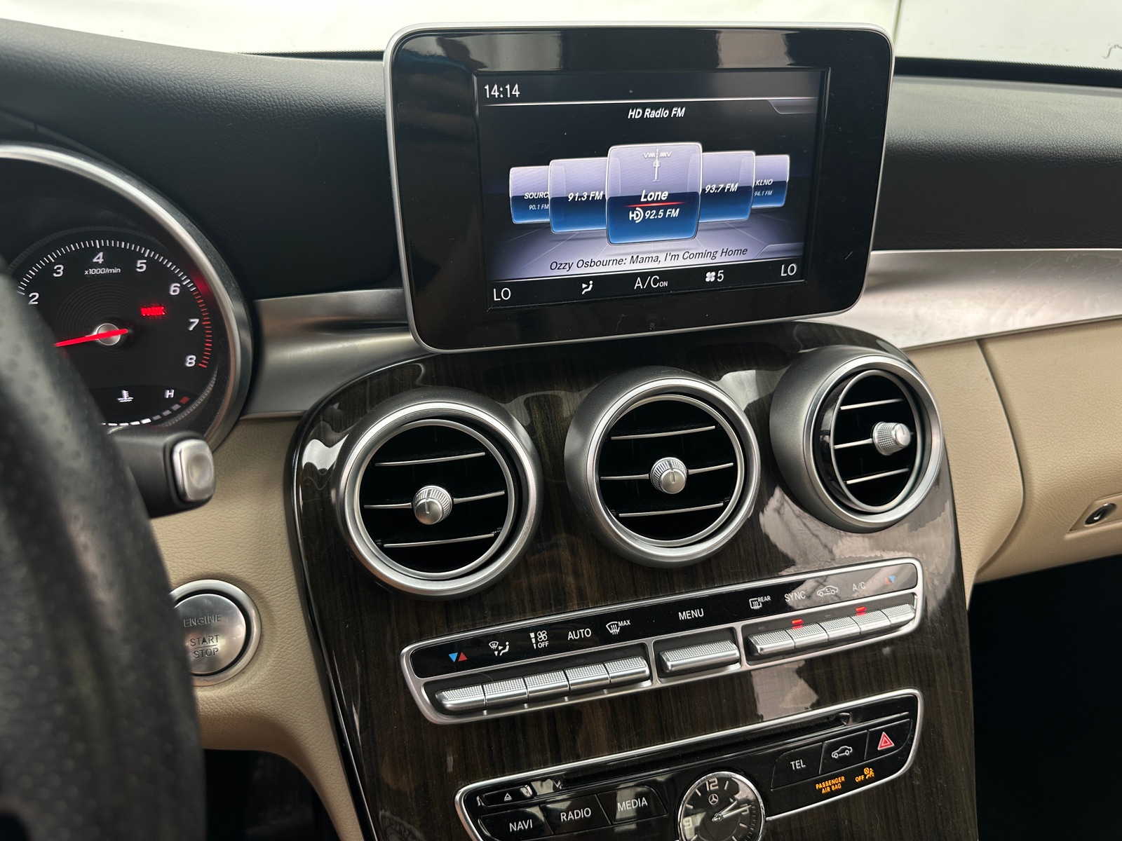 Thumbnail: 2018 Mercedes-Benz C-Class - 3