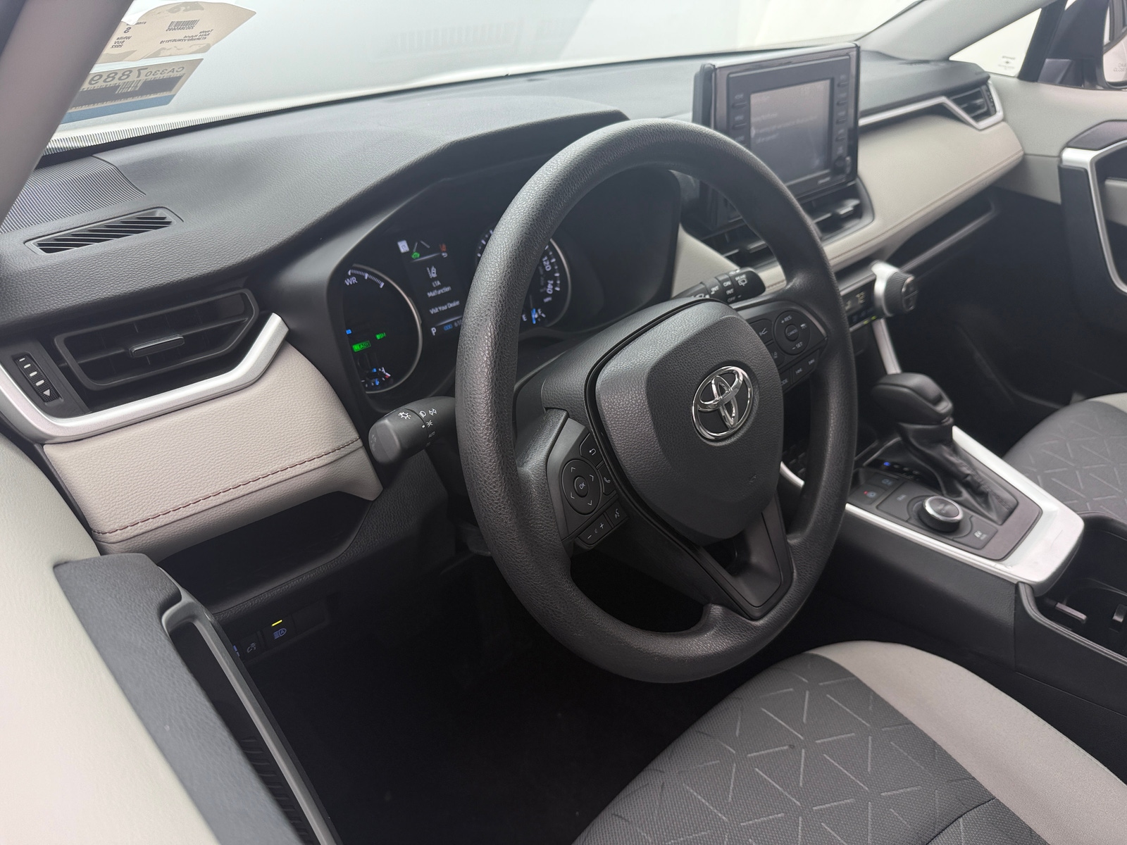 Thumbnail: 2022 Toyota RAV4 - 3