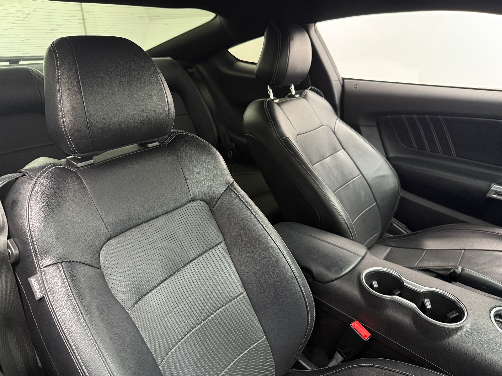 Thumbnail: 2019 Ford Mustang - 2