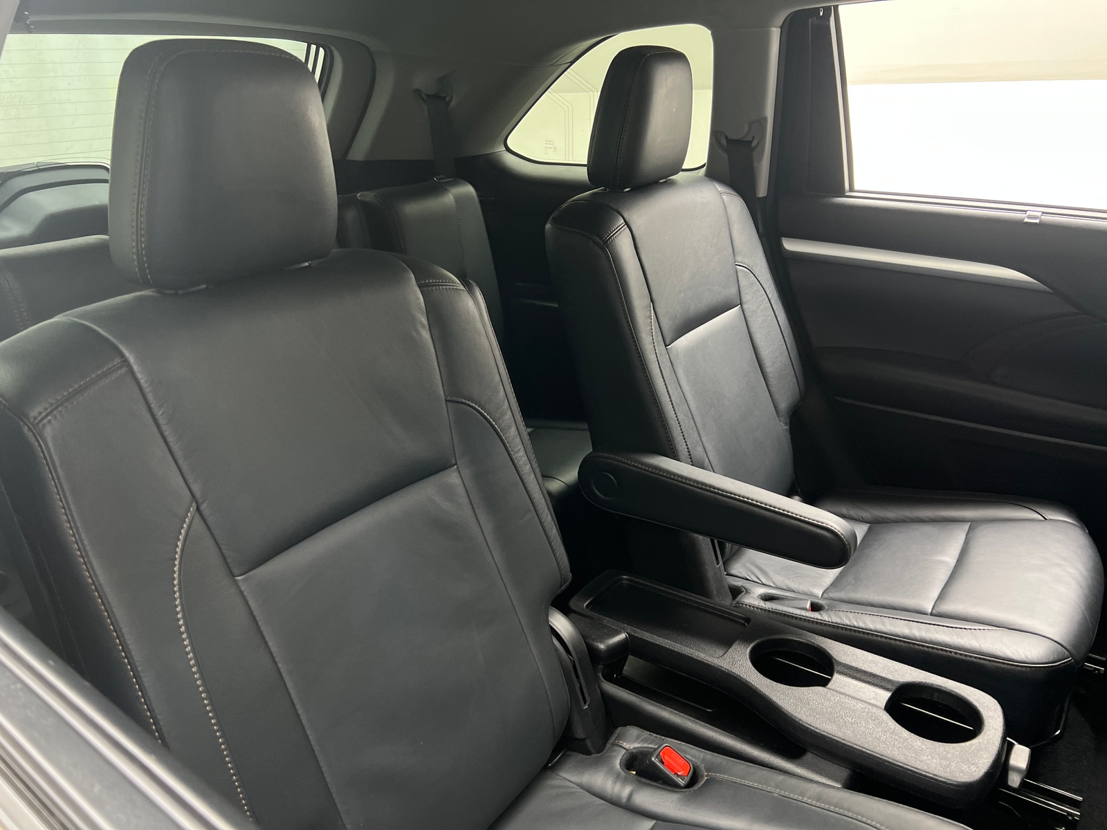 Thumbnail: 2017 Toyota Highlander - 5