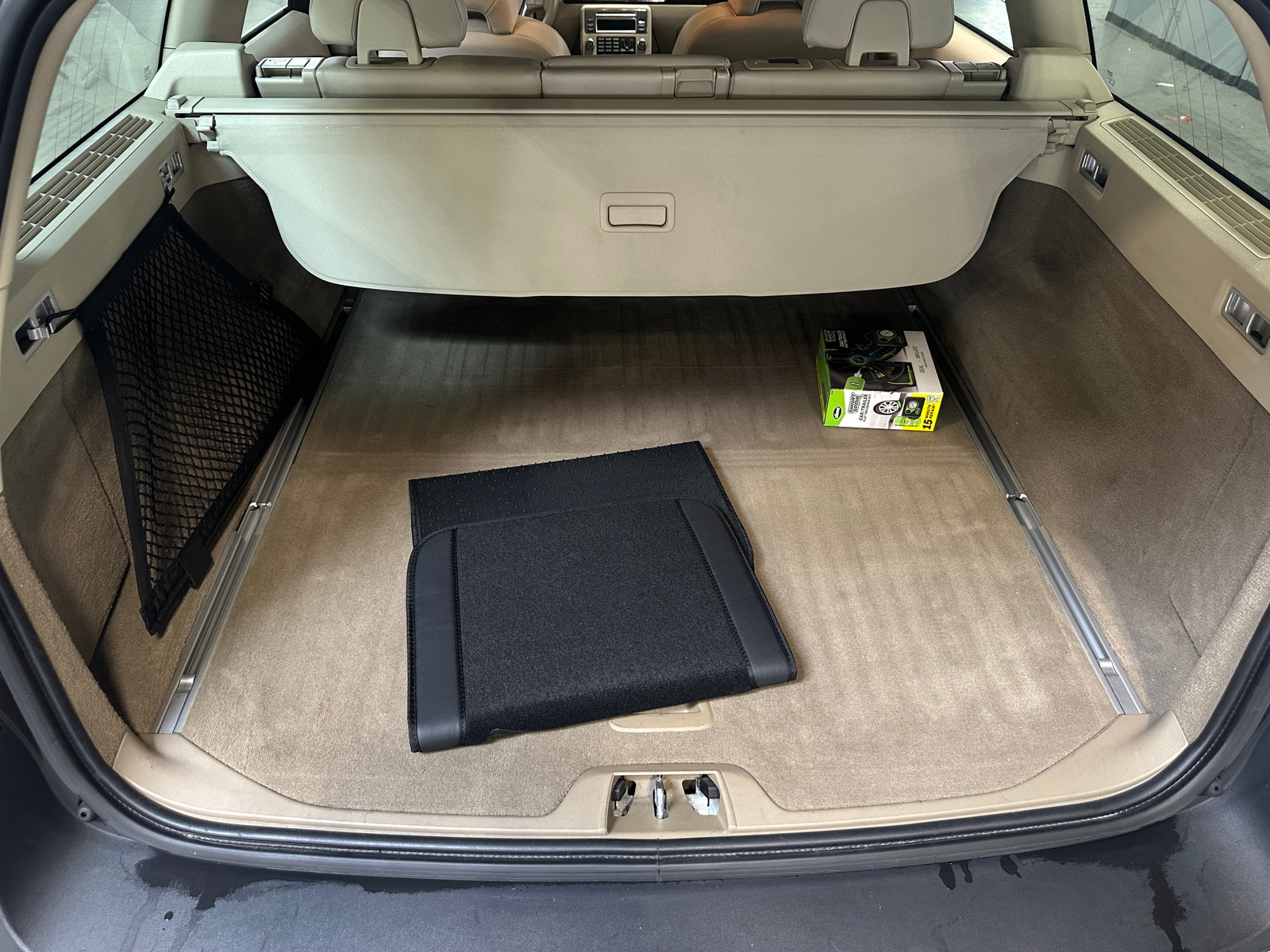 Thumbnail: 2011 Volvo XC70 - 6