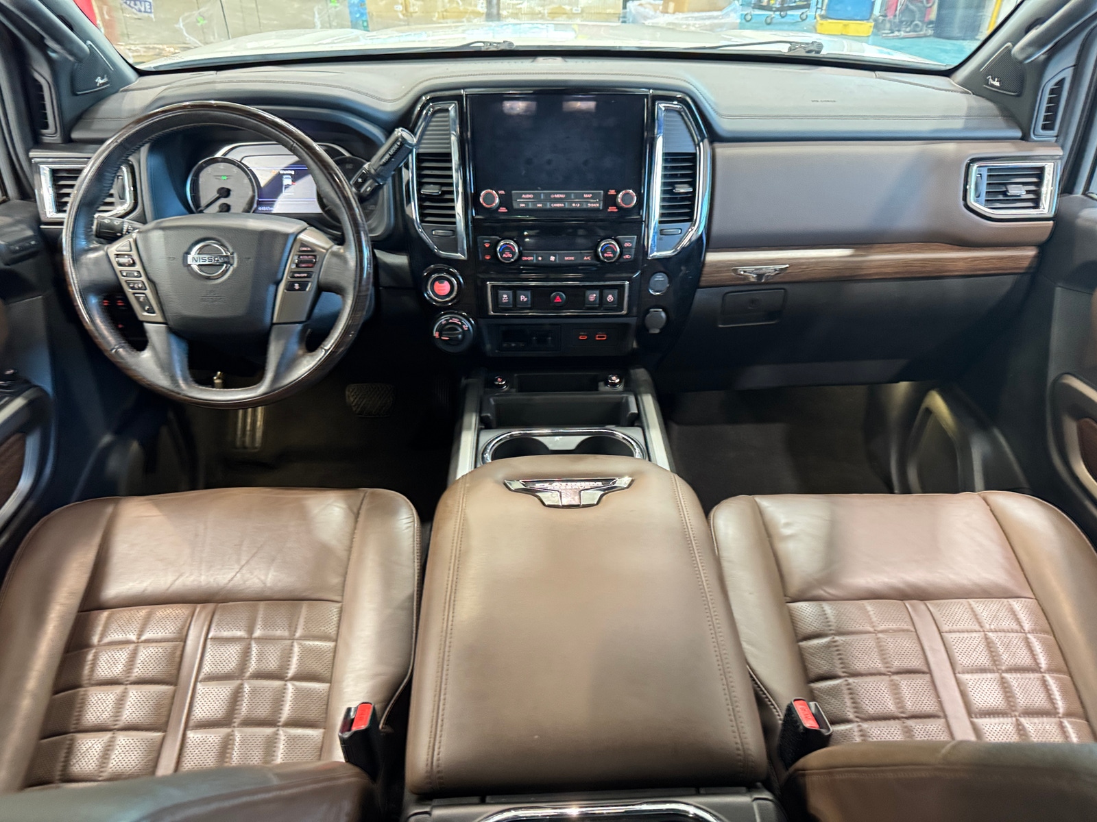Thumbnail: 2020 Nissan Titan - 2