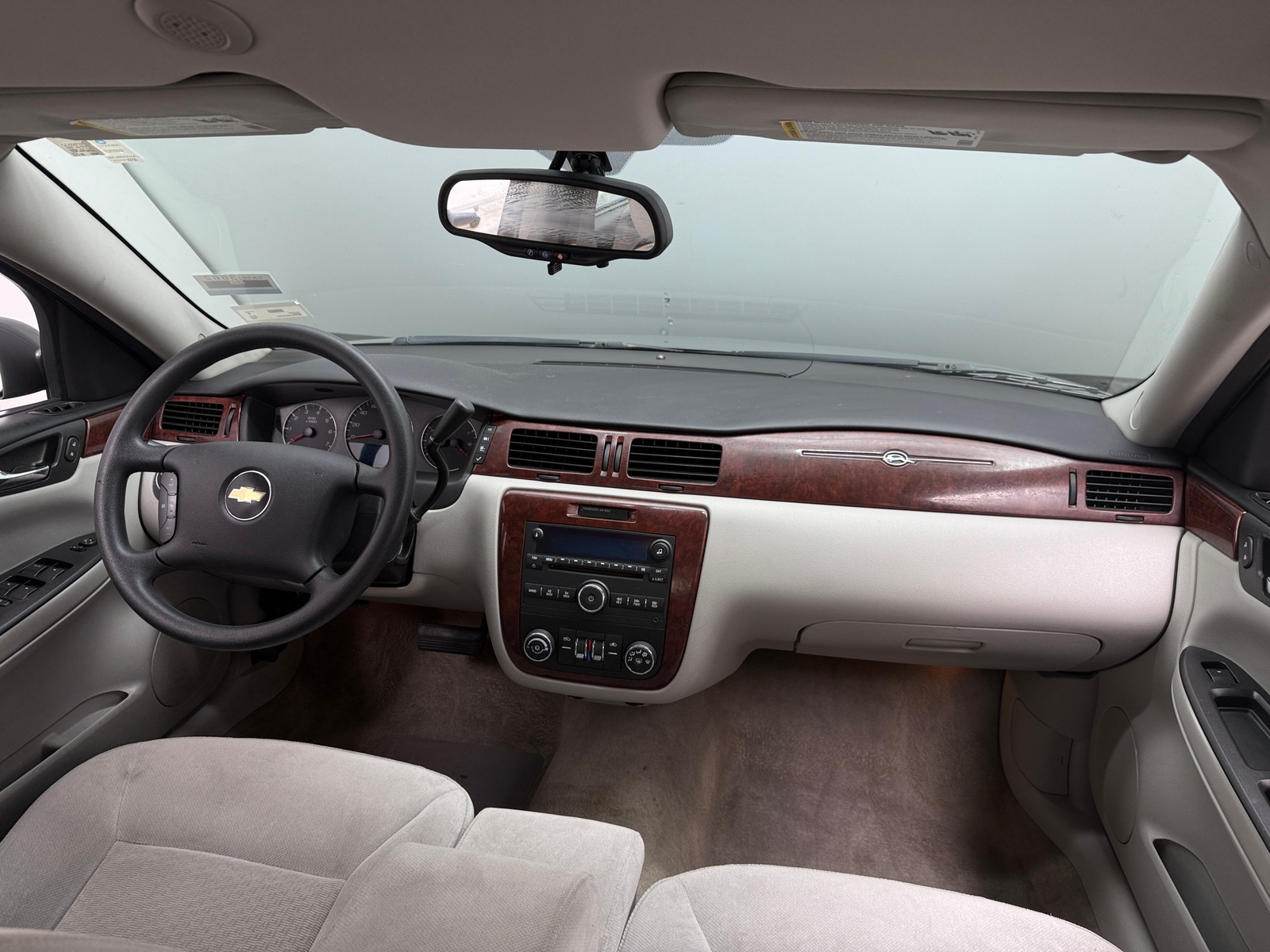 Thumbnail: 2009 Chevrolet Impala - 3