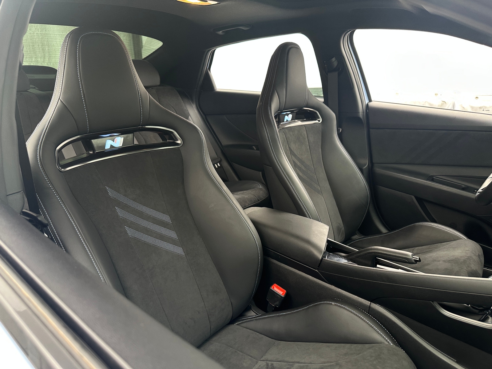 Thumbnail: 2022 Hyundai Elantra - 2