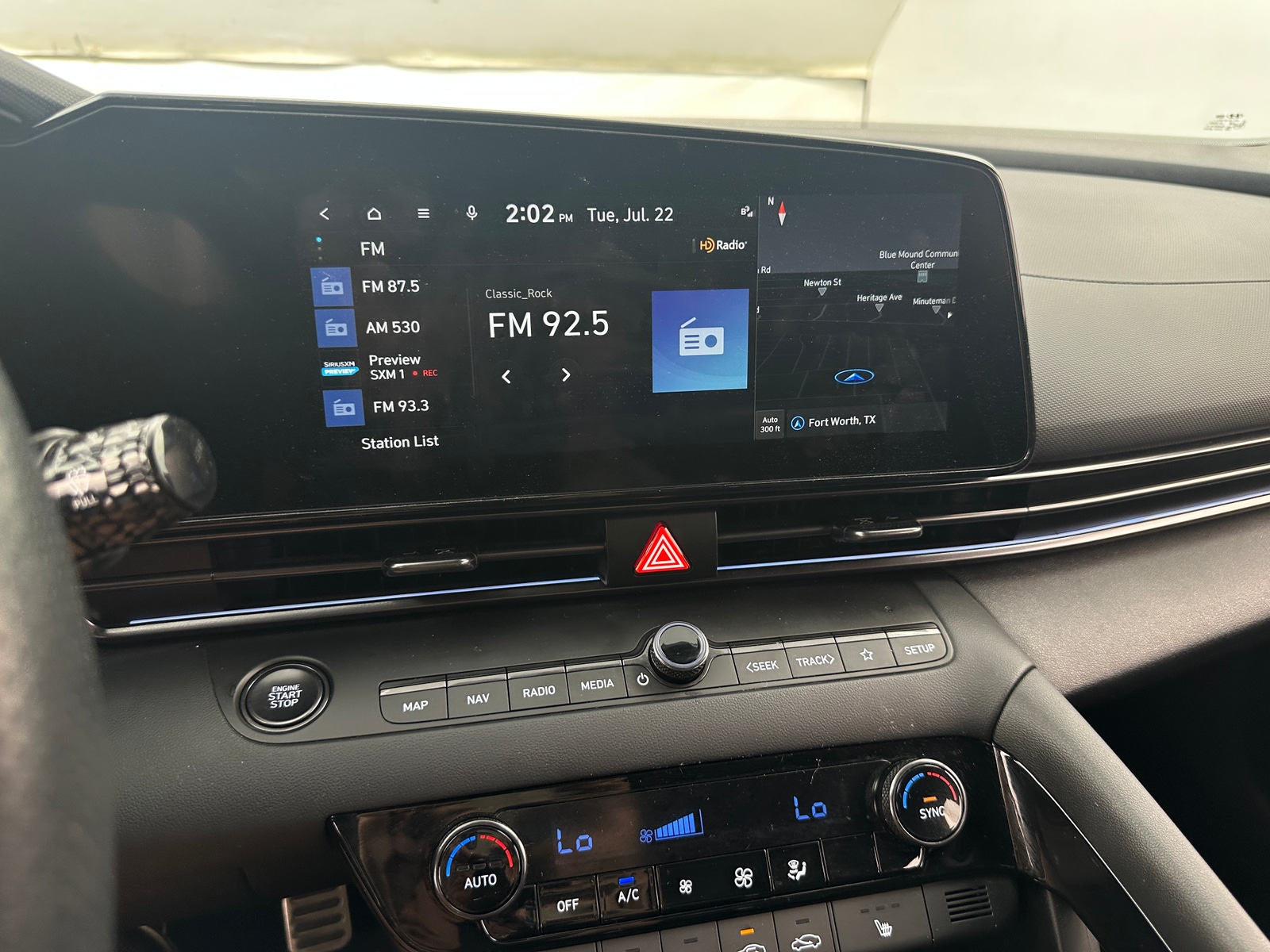 Thumbnail: 2022 Hyundai Elantra - 4