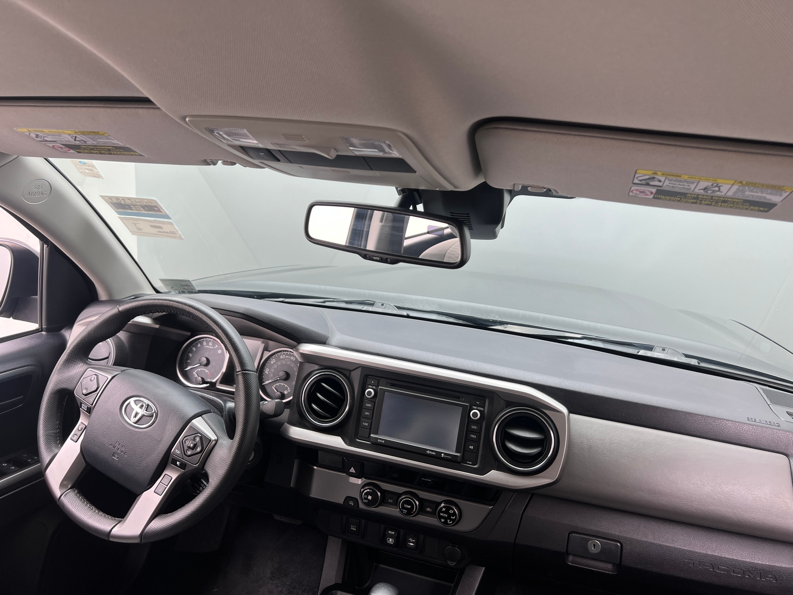 Thumbnail: 2018 Toyota Tacoma - 3