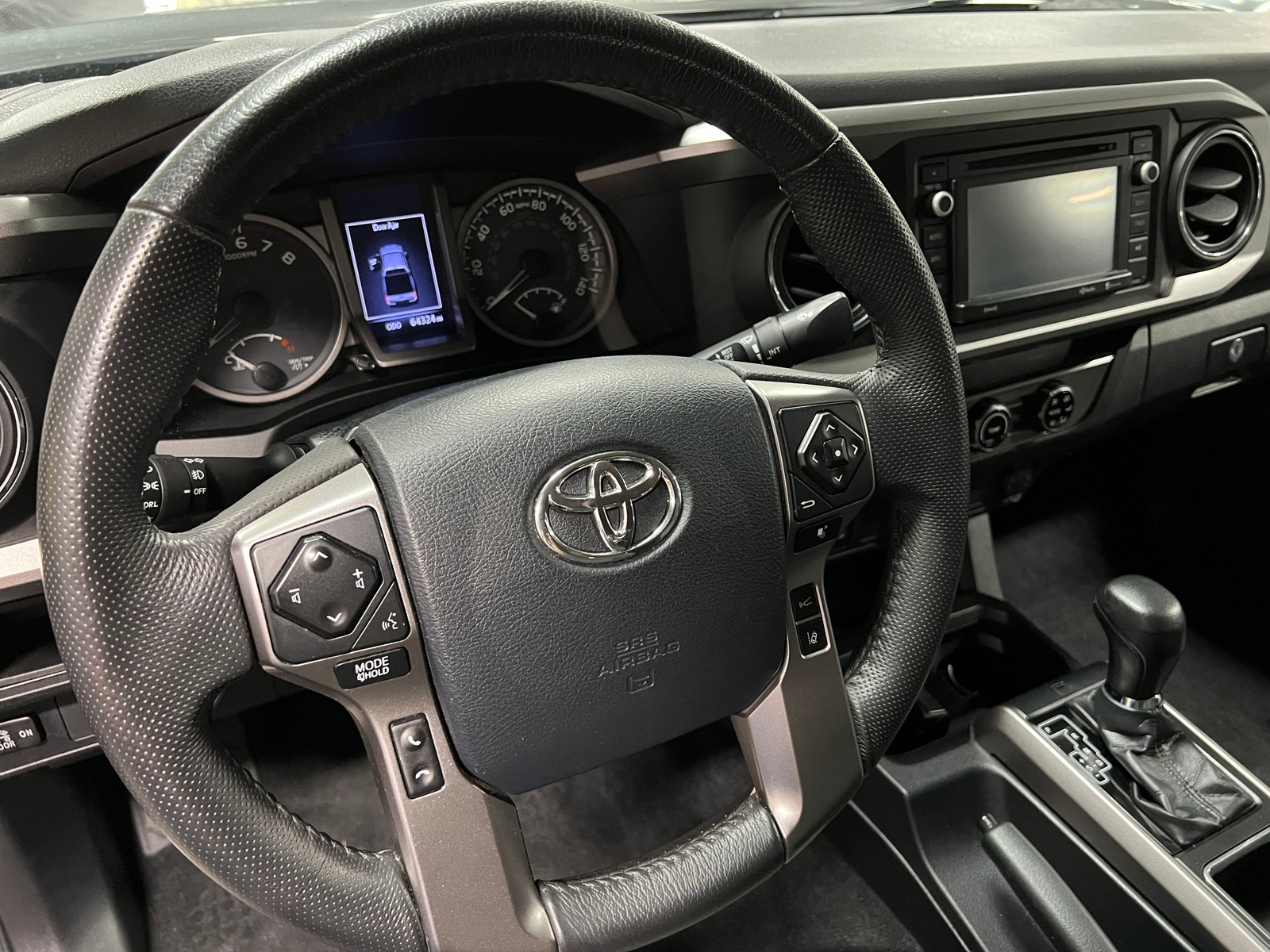 Thumbnail: 2018 Toyota Tacoma - 5