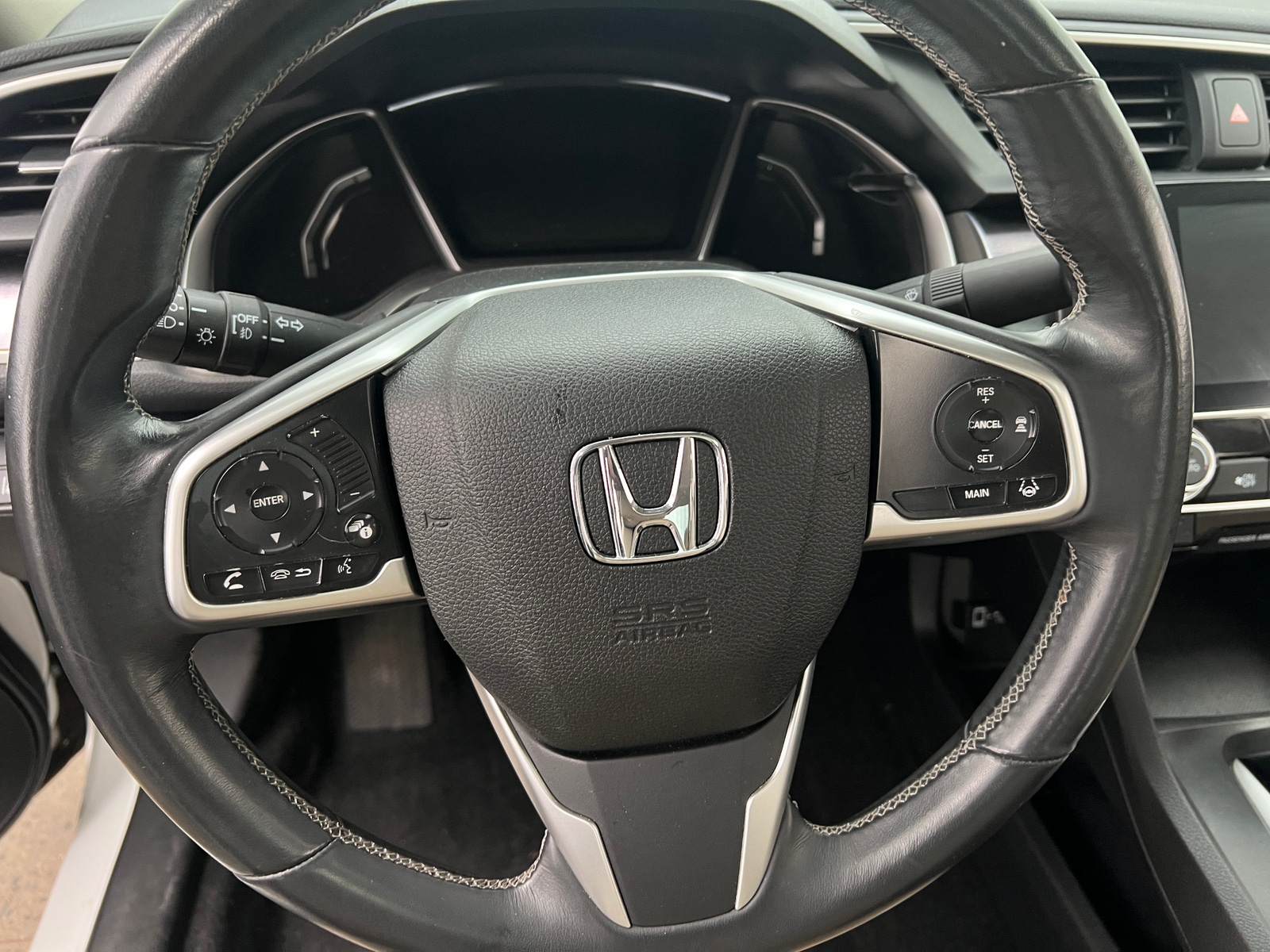 Thumbnail: 2016 Honda Civic - 4