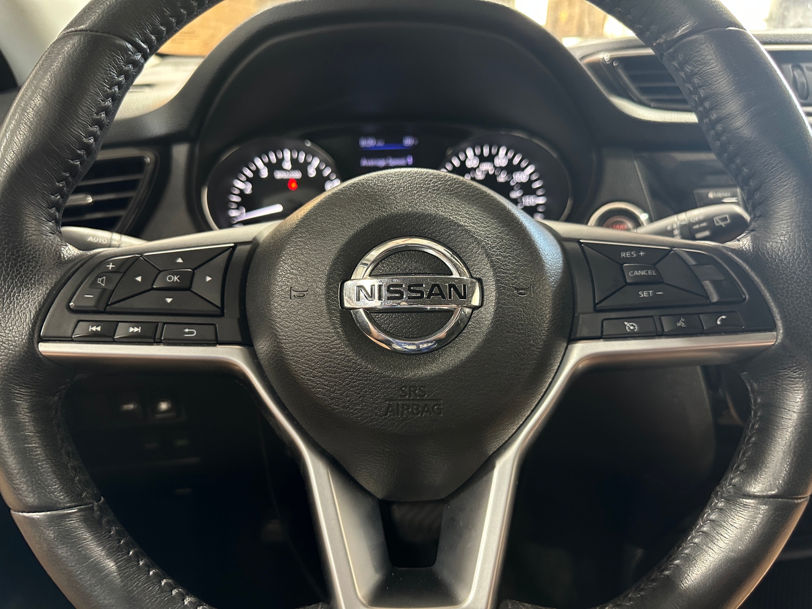 Thumbnail: 2018 Nissan Rogue - 5