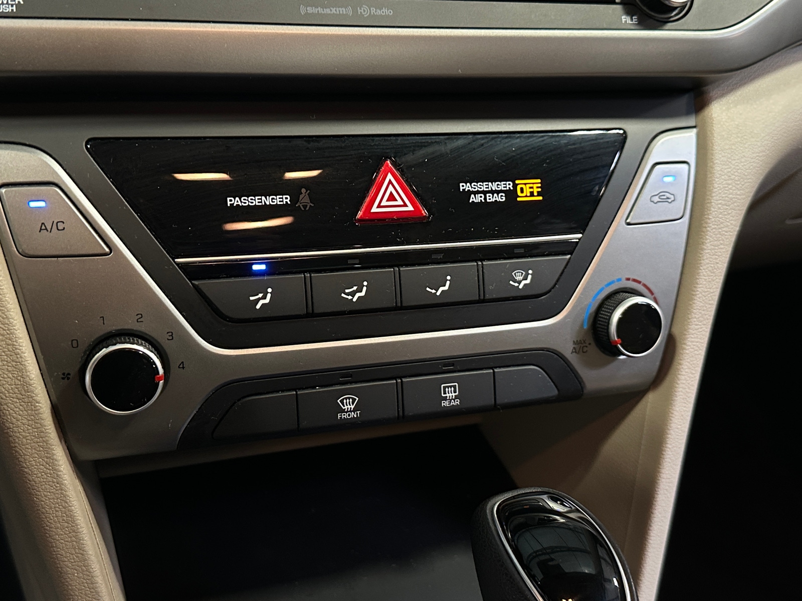 Thumbnail: 2018 Hyundai Elantra - 4