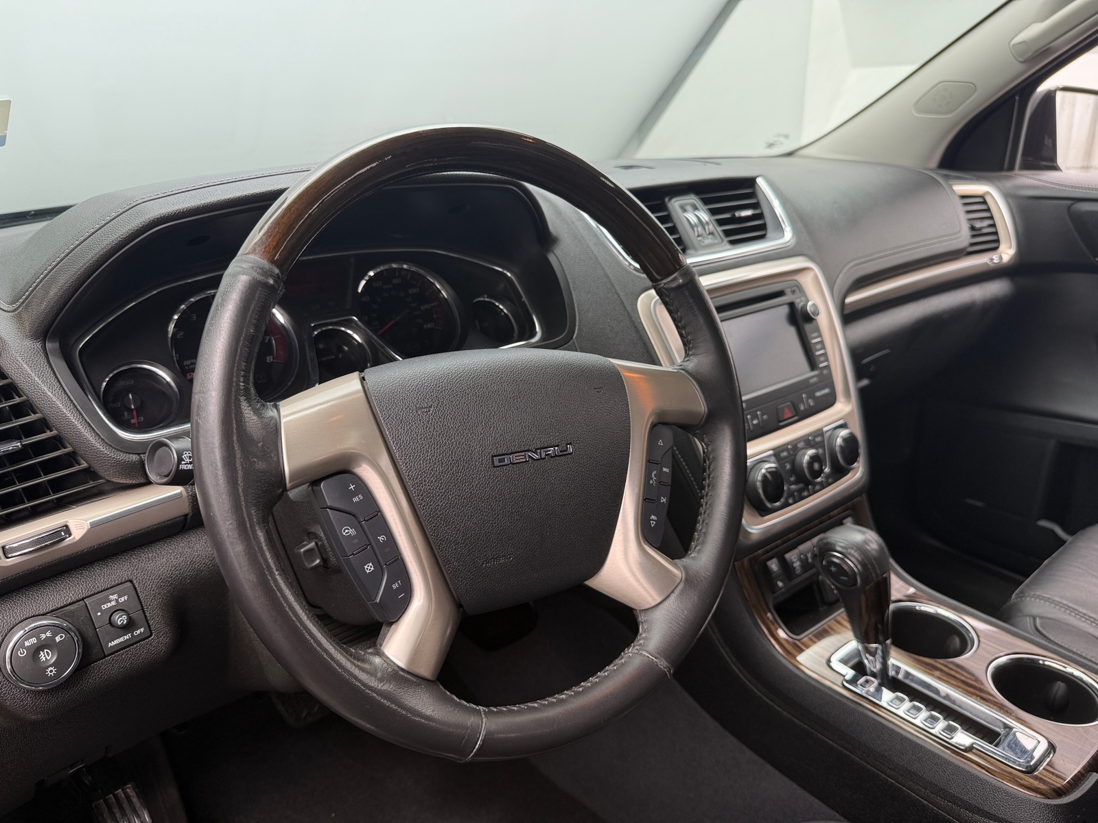 Thumbnail: 2016 GMC Acadia - 4