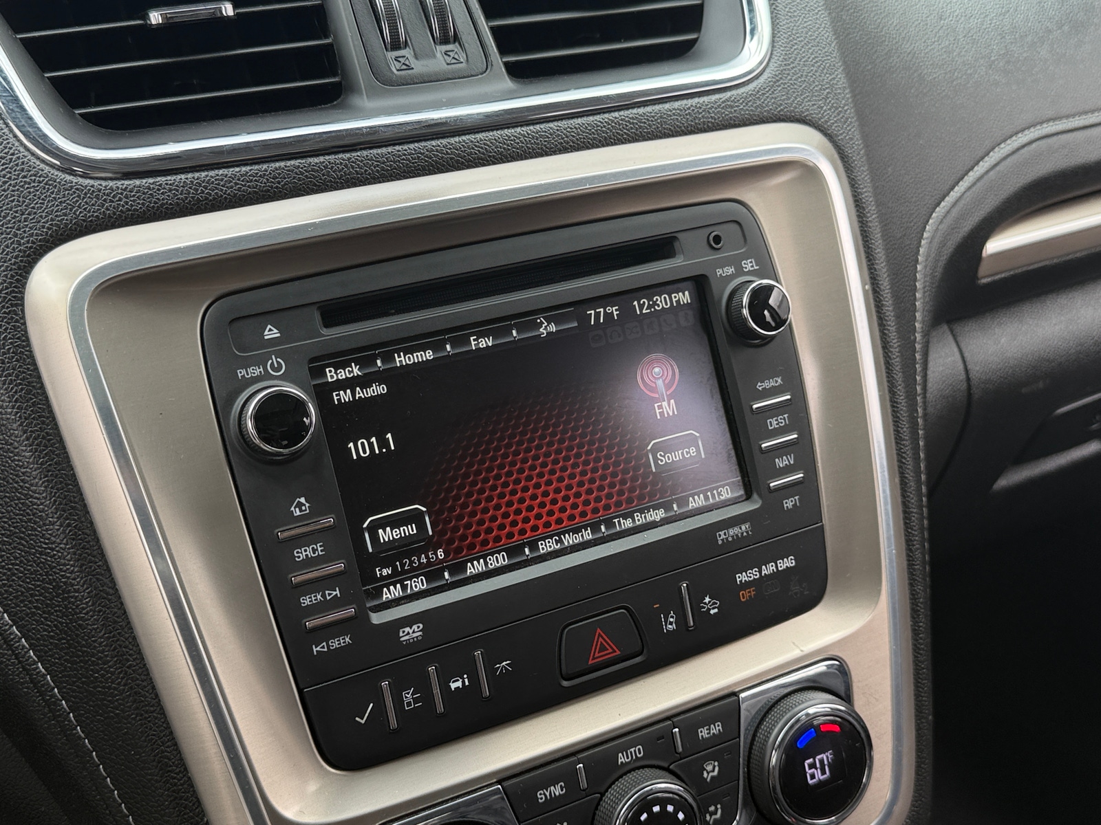 Thumbnail: 2016 GMC Acadia - 3