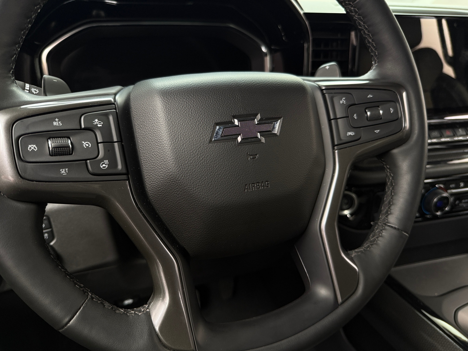 Thumbnail: 2024 Chevrolet Silverado 1500 - 4