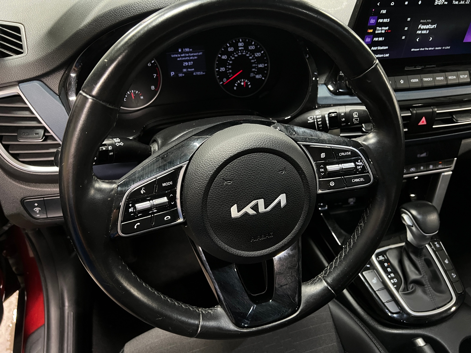 Thumbnail: 2023 Kia Seltos - 4
