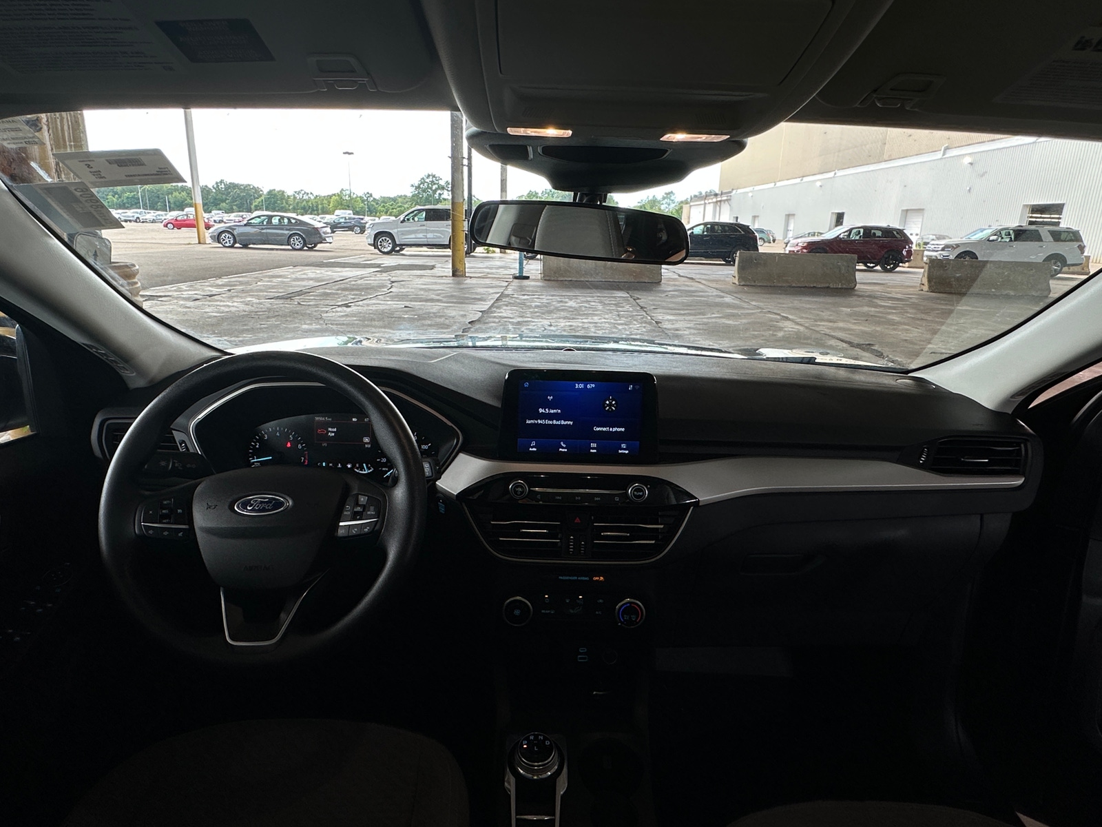 Thumbnail: 2021 Ford Escape - 3