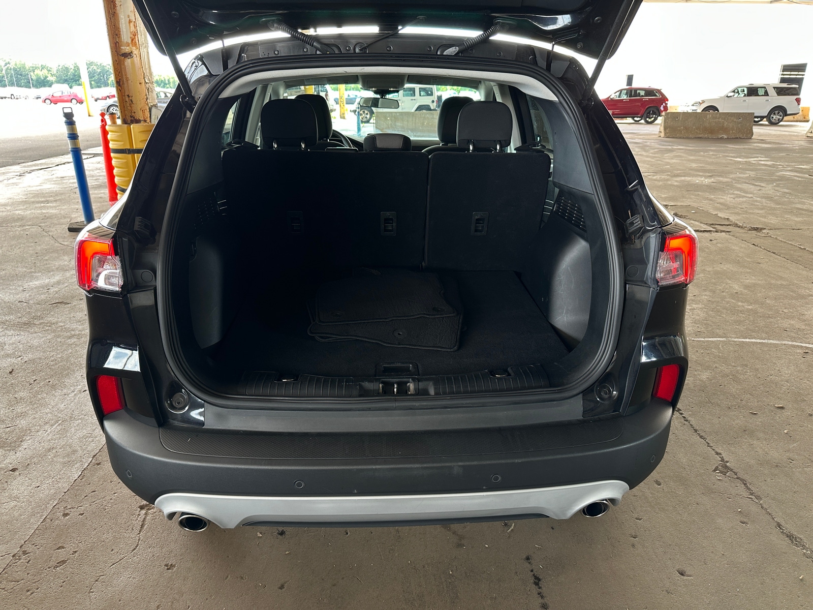Thumbnail: 2021 Ford Escape - 7
