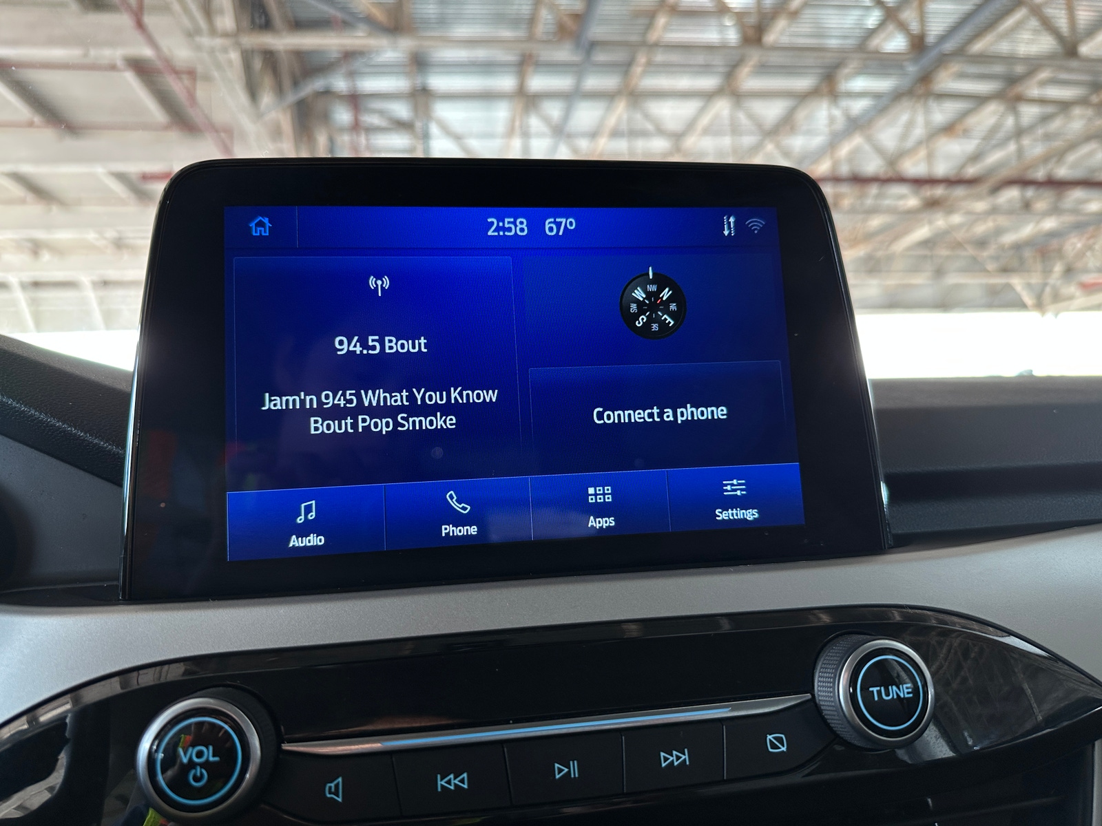 Thumbnail: 2021 Ford Escape - 4