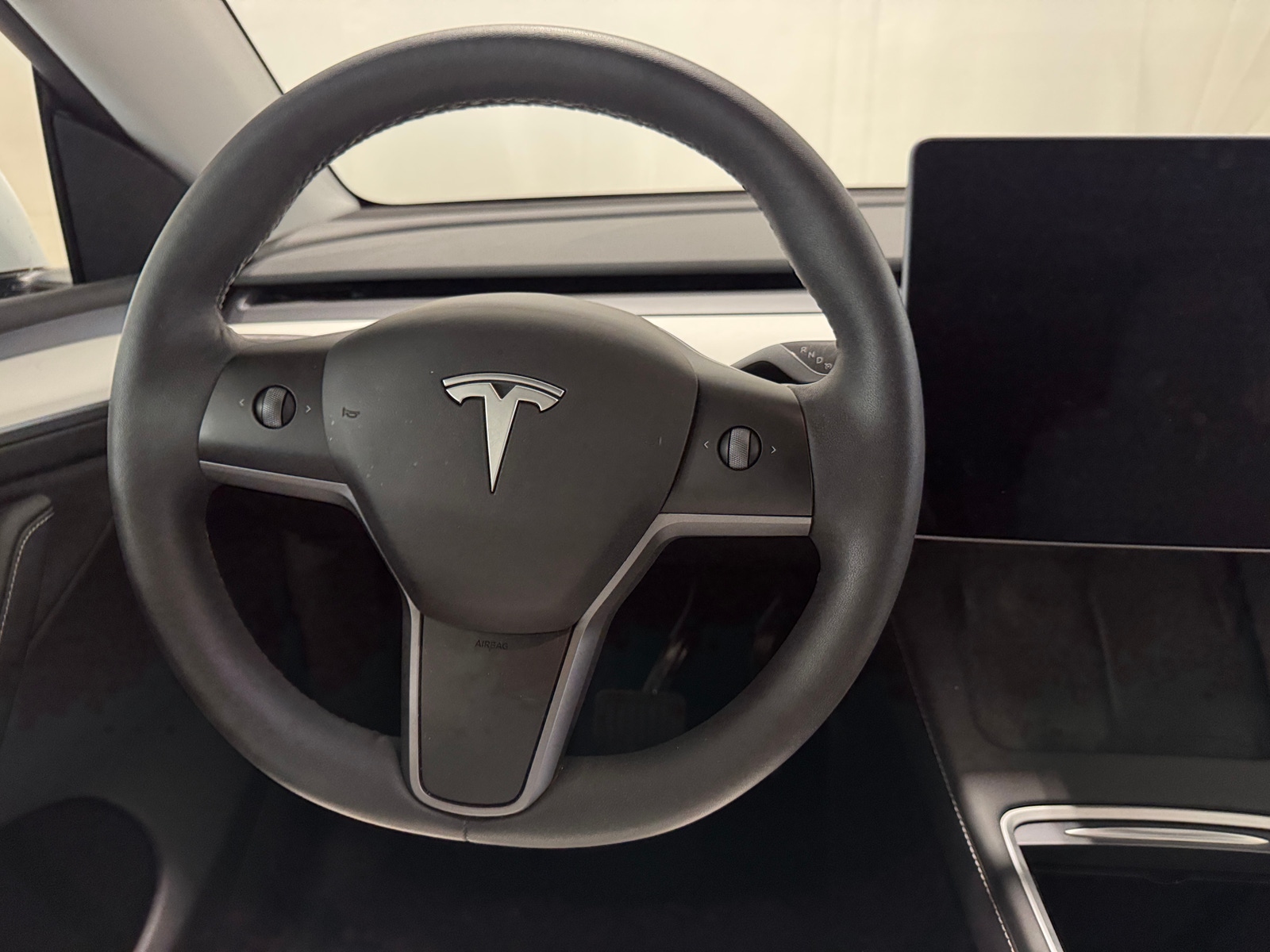 Thumbnail: 2023 Tesla Model Y - 3