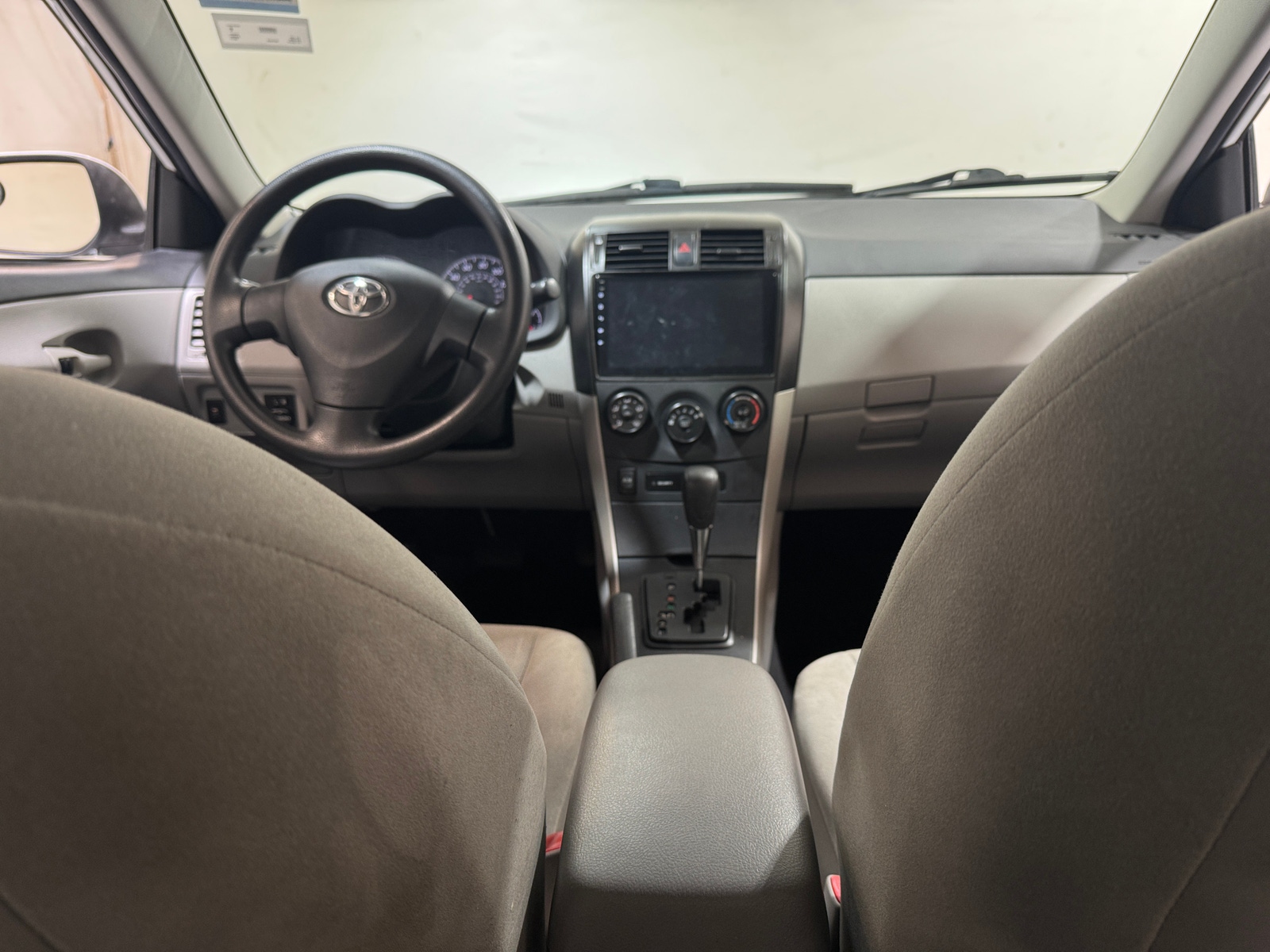 Thumbnail: 2013 Toyota Corolla - 3