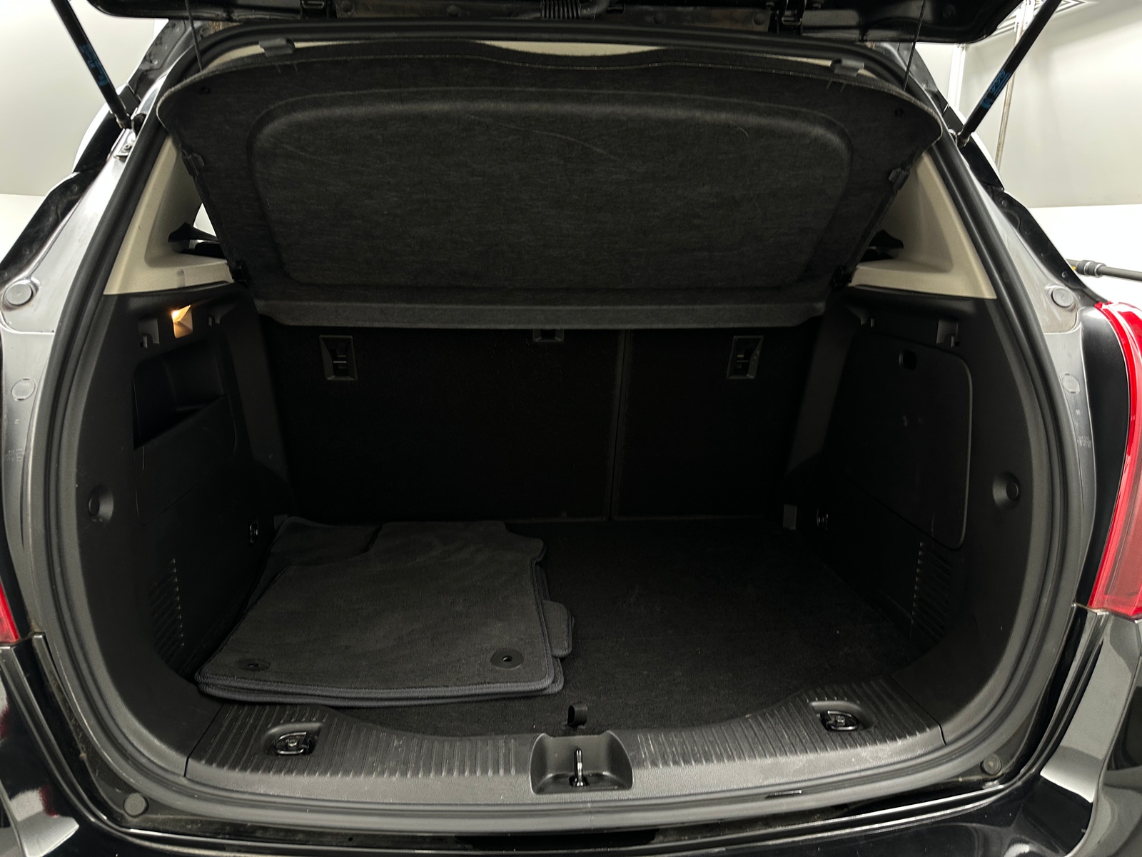 Thumbnail: 2022 Buick Encore - 7