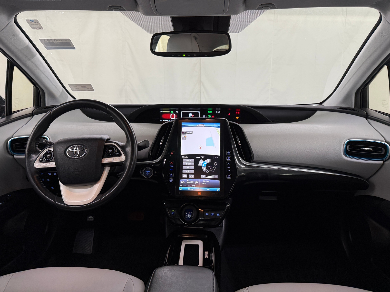 Thumbnail: 2017 Toyota Prius Prime - 2