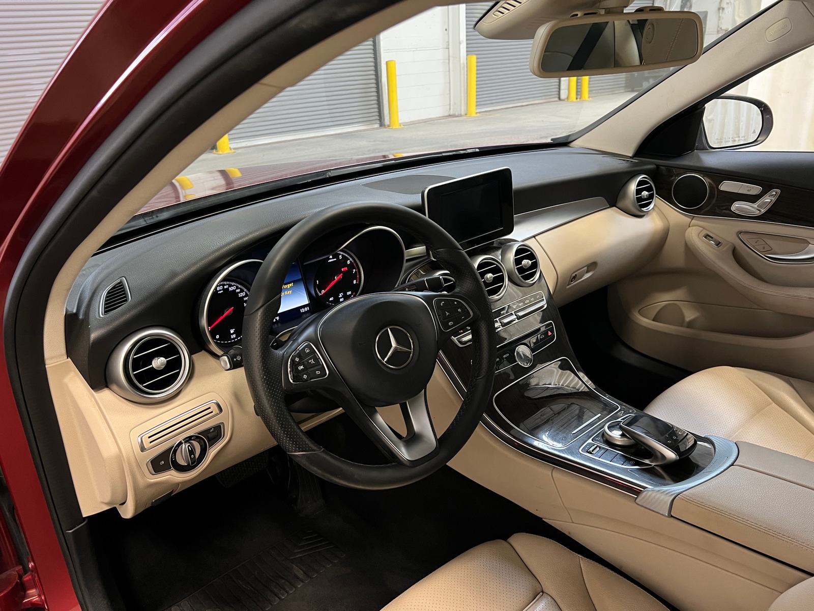 Thumbnail: 2016 Mercedes-Benz C-Class - 2