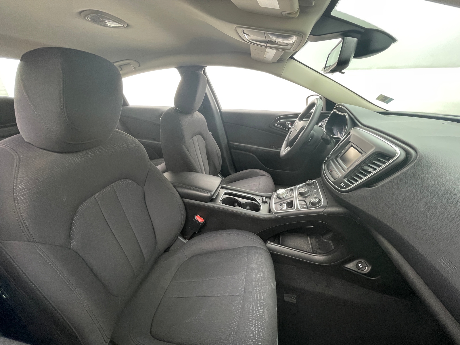 Thumbnail: 2015 Chrysler 200 - 2