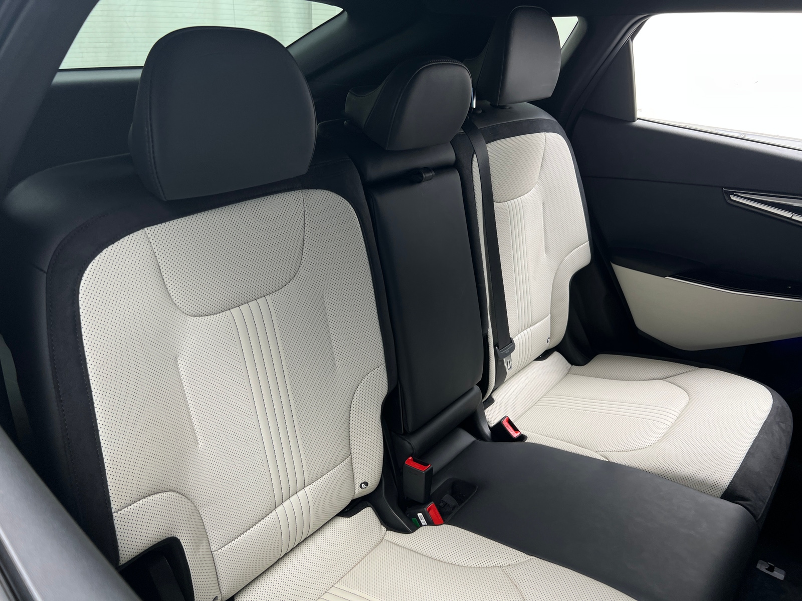 Thumbnail: 2024 Kia EV6 - 5