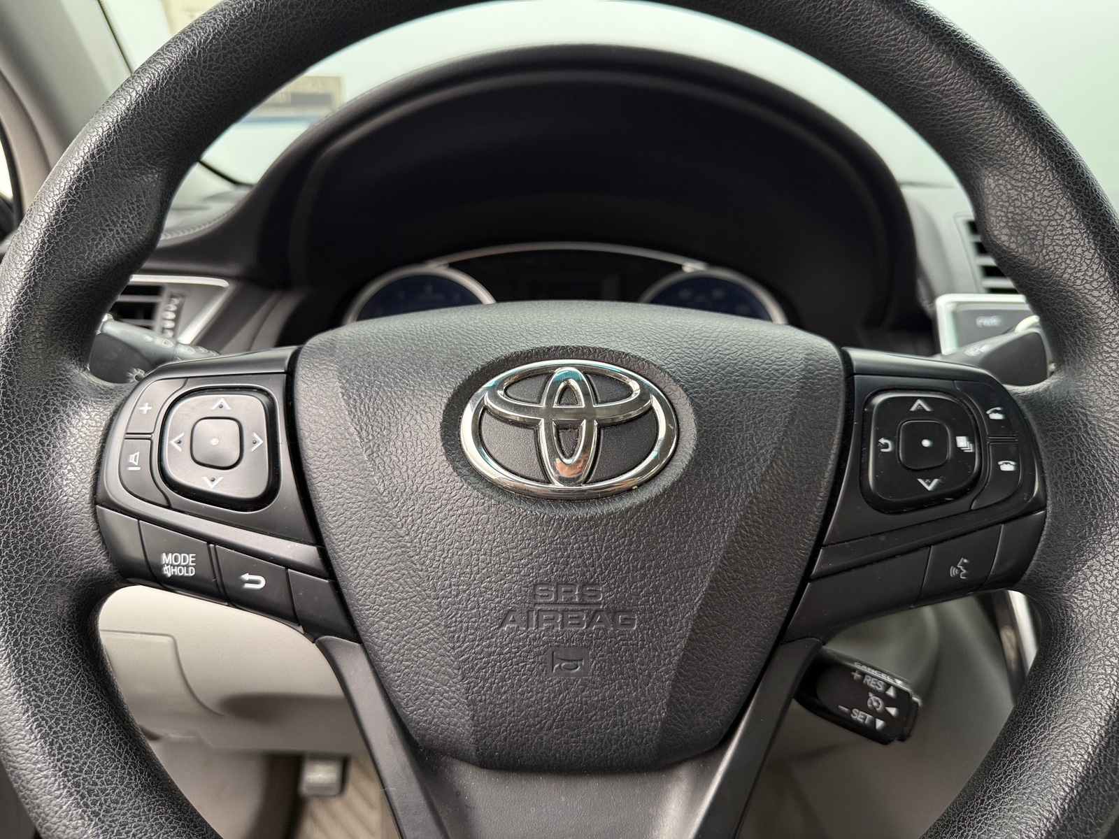Thumbnail: 2016 Toyota Camry - 5