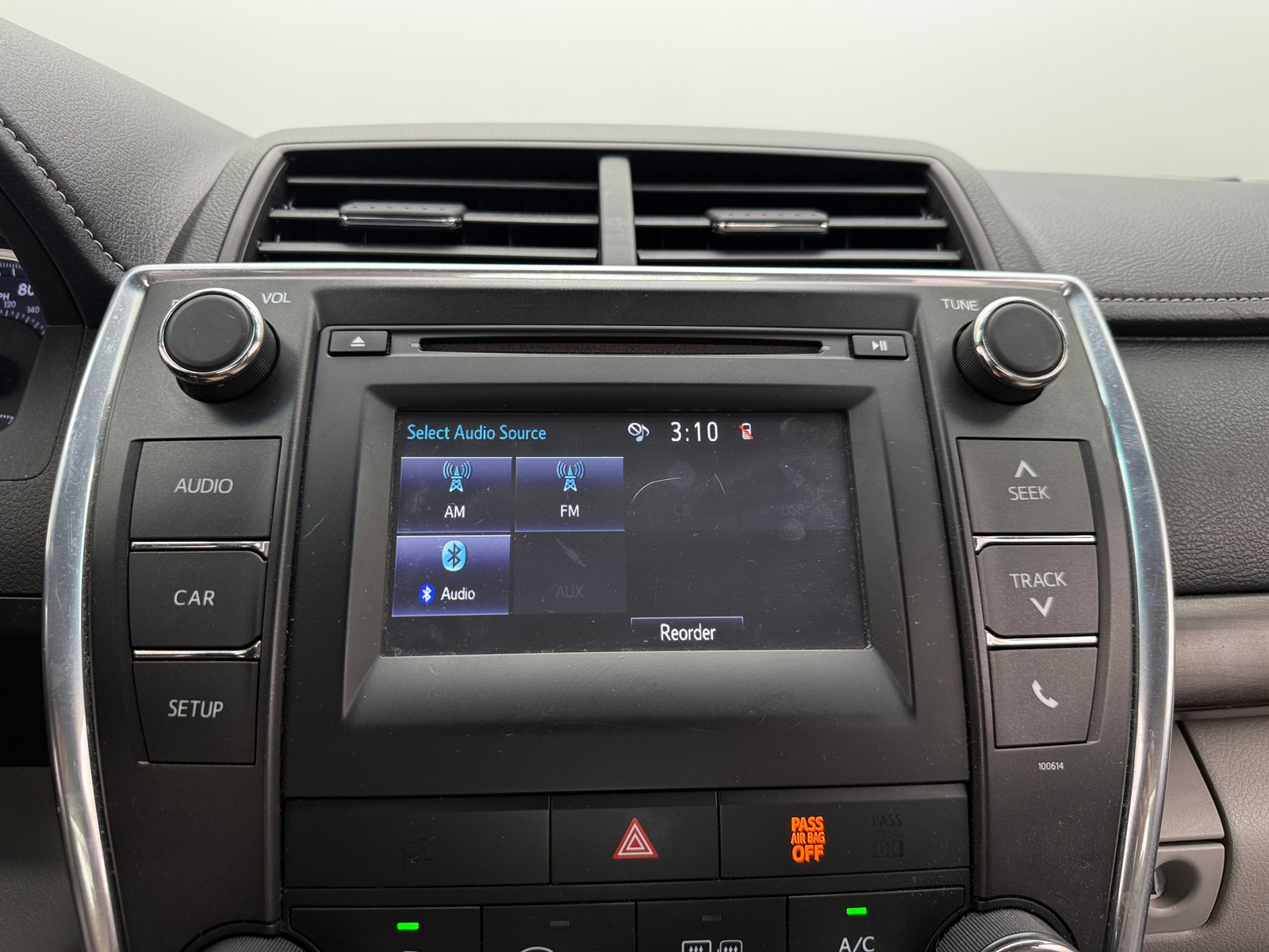 Thumbnail: 2016 Toyota Camry - 4