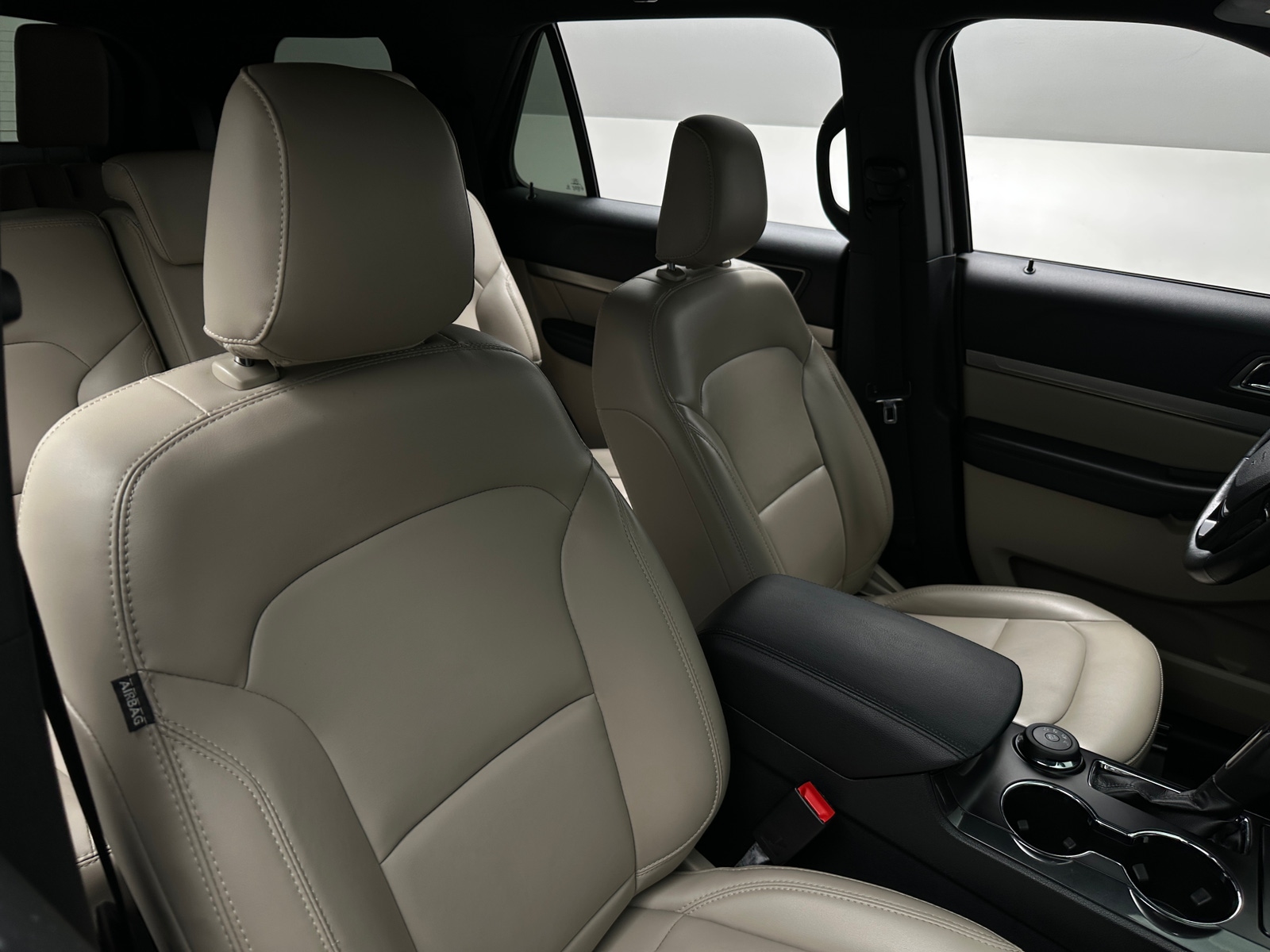 Thumbnail: 2019 Ford Explorer - 2