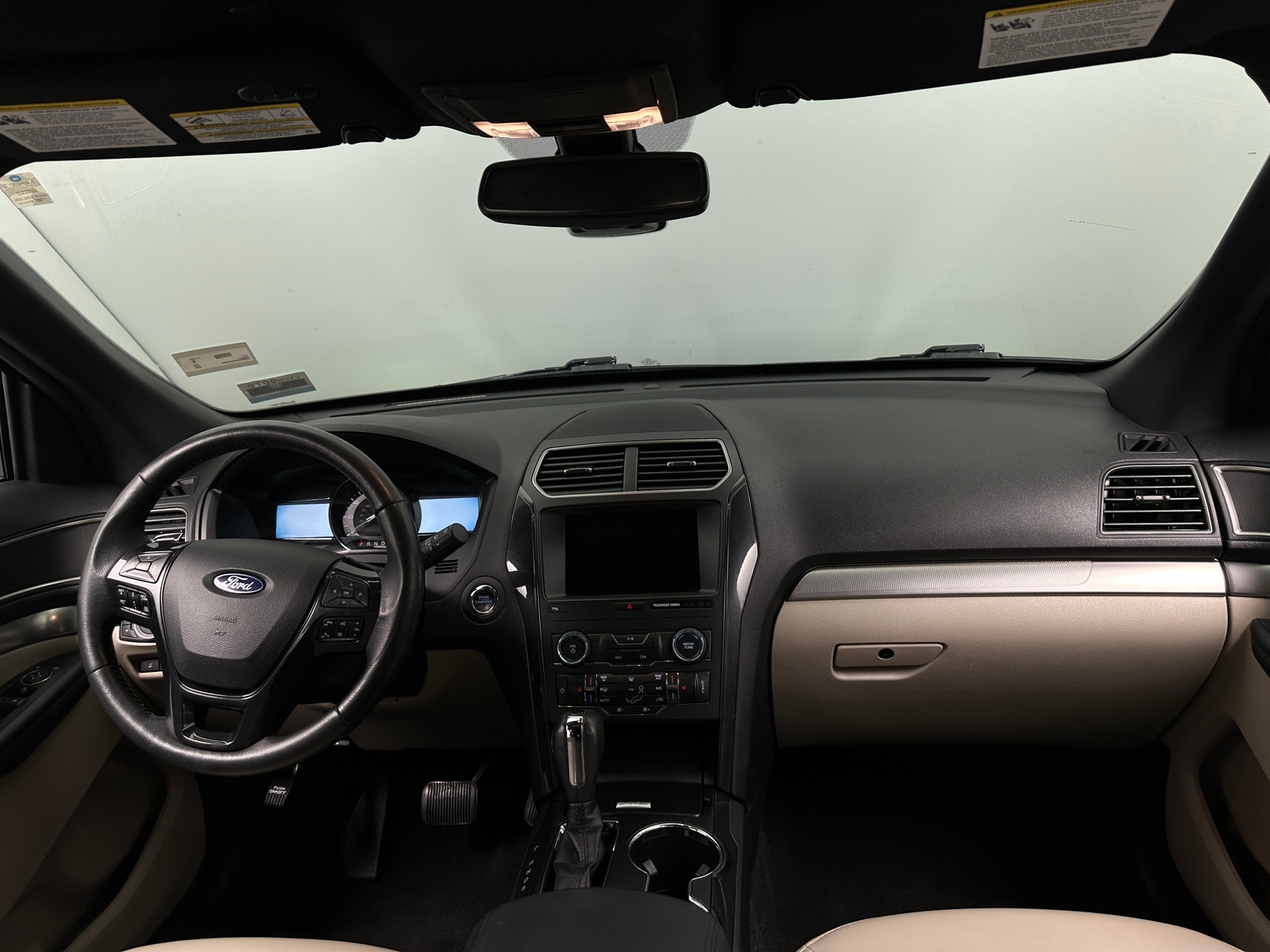 Thumbnail: 2019 Ford Explorer - 3