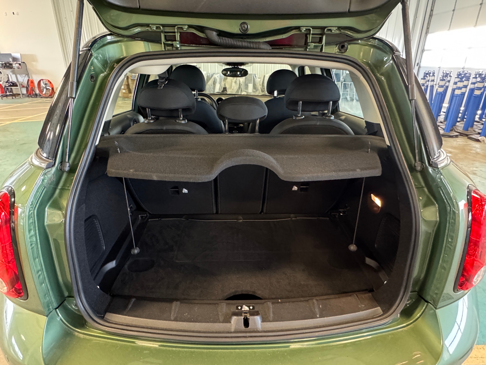 Thumbnail: 2016 MINI Cooper Countryman - 6
