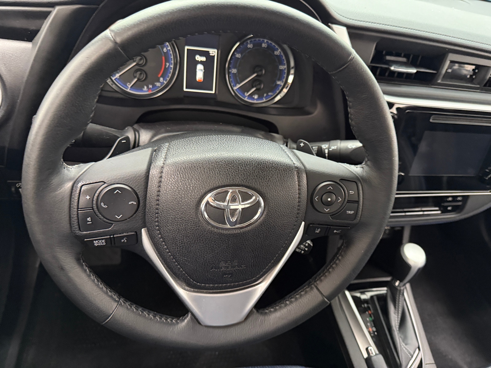 Thumbnail: 2019 Toyota Corolla - 4