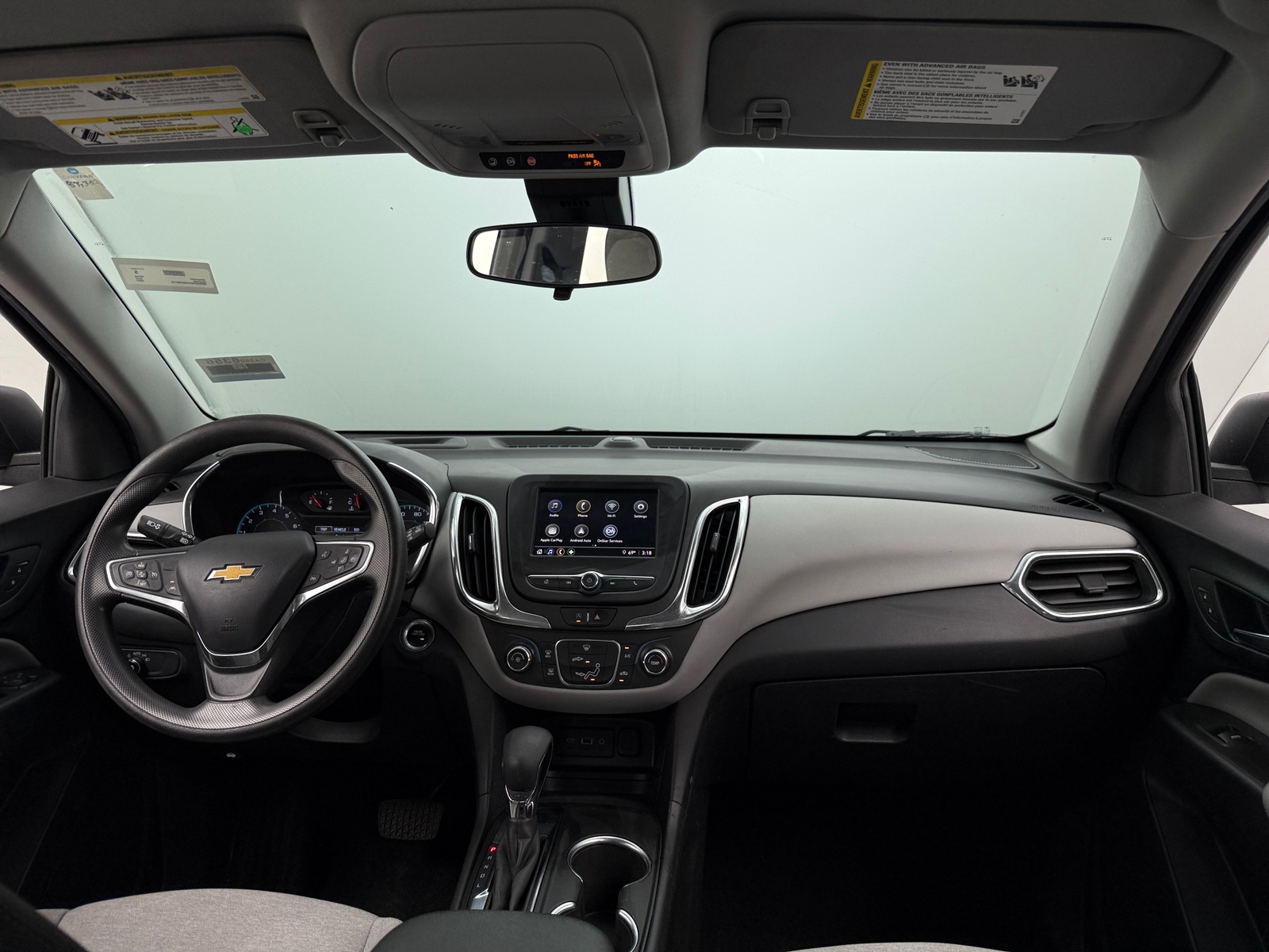 Thumbnail: 2022 Chevrolet Equinox - 3